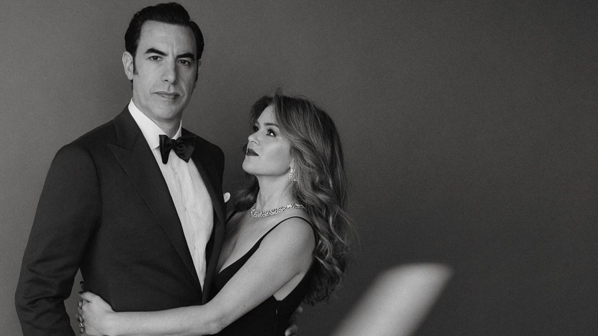 Саша Борон Коен і Айла Фішер