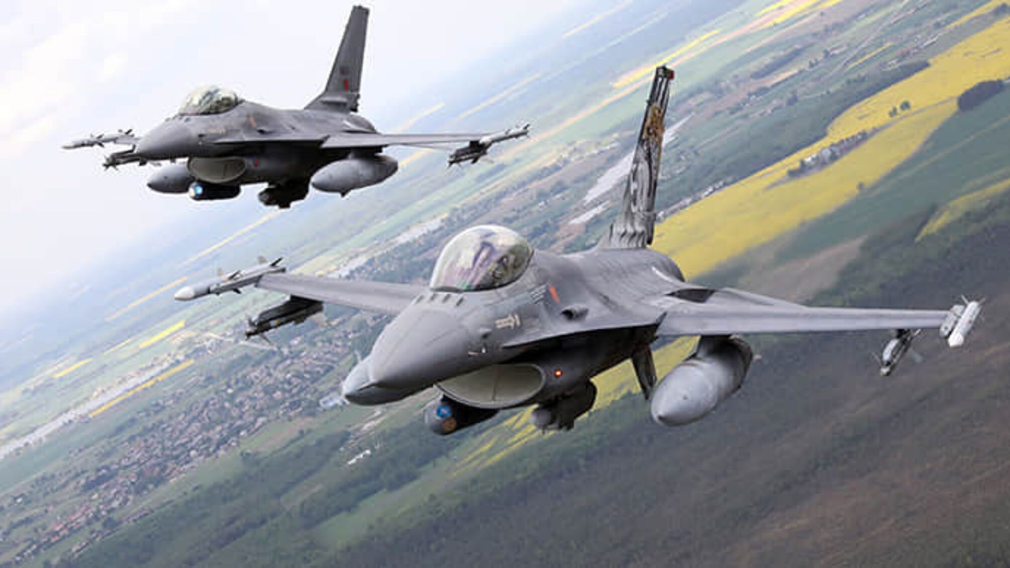 Після свят: у Повітряних силах повідомили, коли зʼявляться перші F-16
