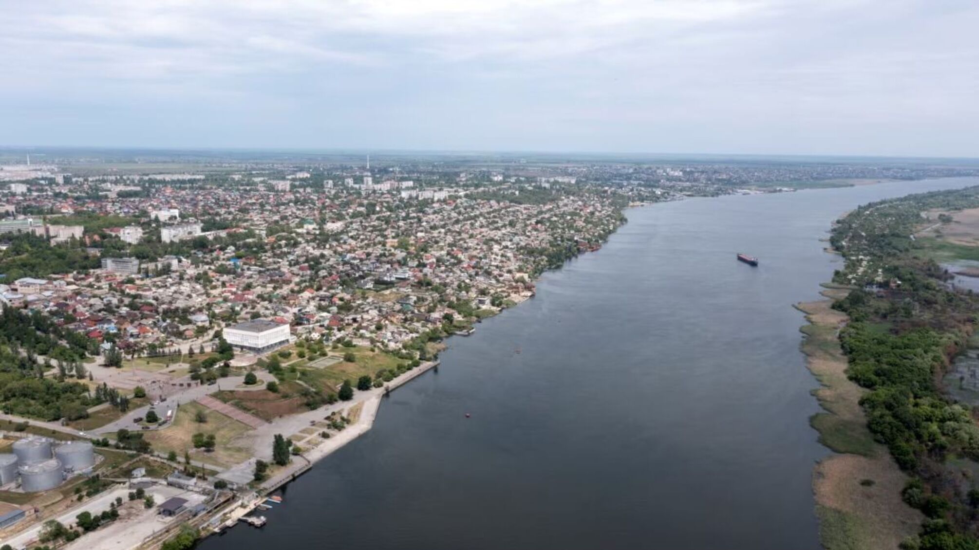 ВСУ расширяют огневой контроль на левобережье Херсона: почему эти плацдармы важны