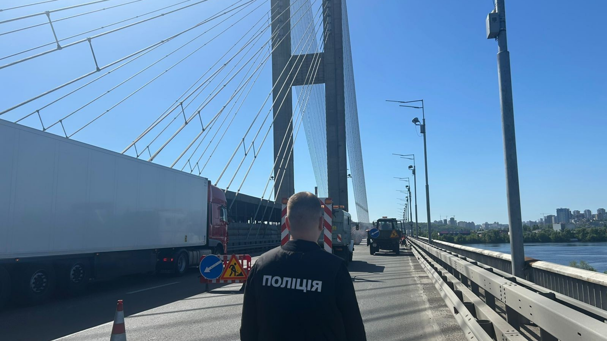 На ремонте столичного Южного моста эксдиректор КП 'Киевавтодормост' завладел 1 млн грн бюджетных средств