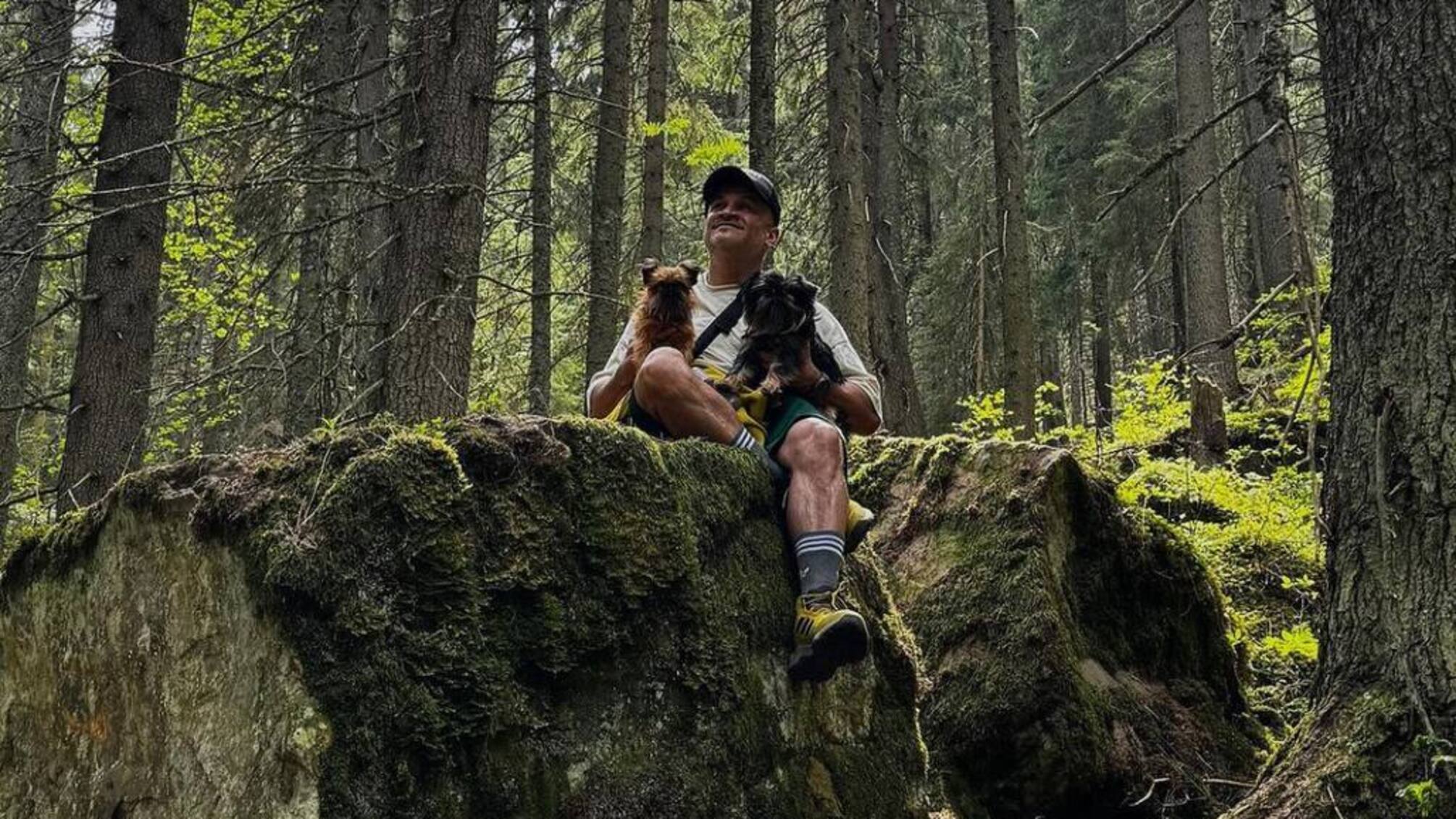 Ектор Хіменес-Браво, Карпати