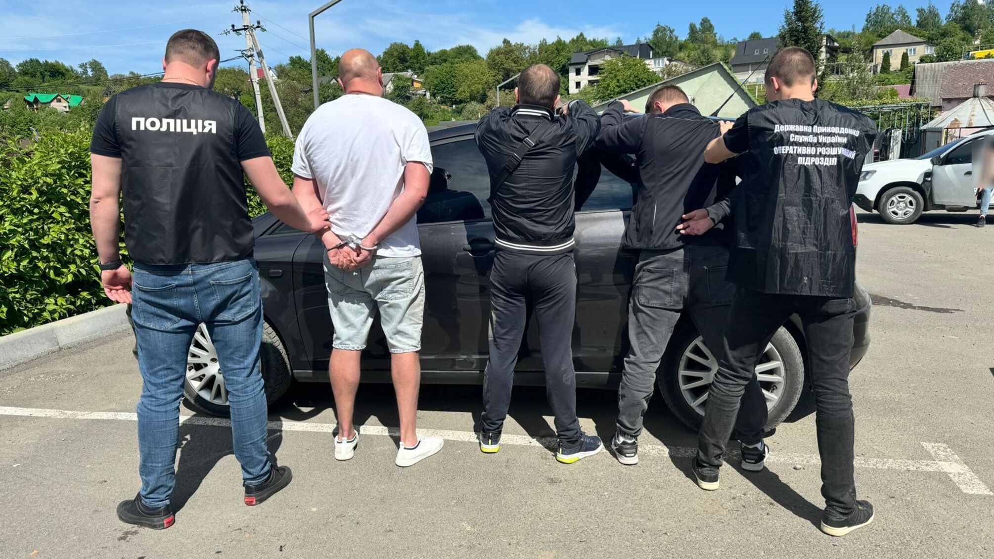 В Закарпатье правоохранители разоблачили организатора переправки лиц через границу