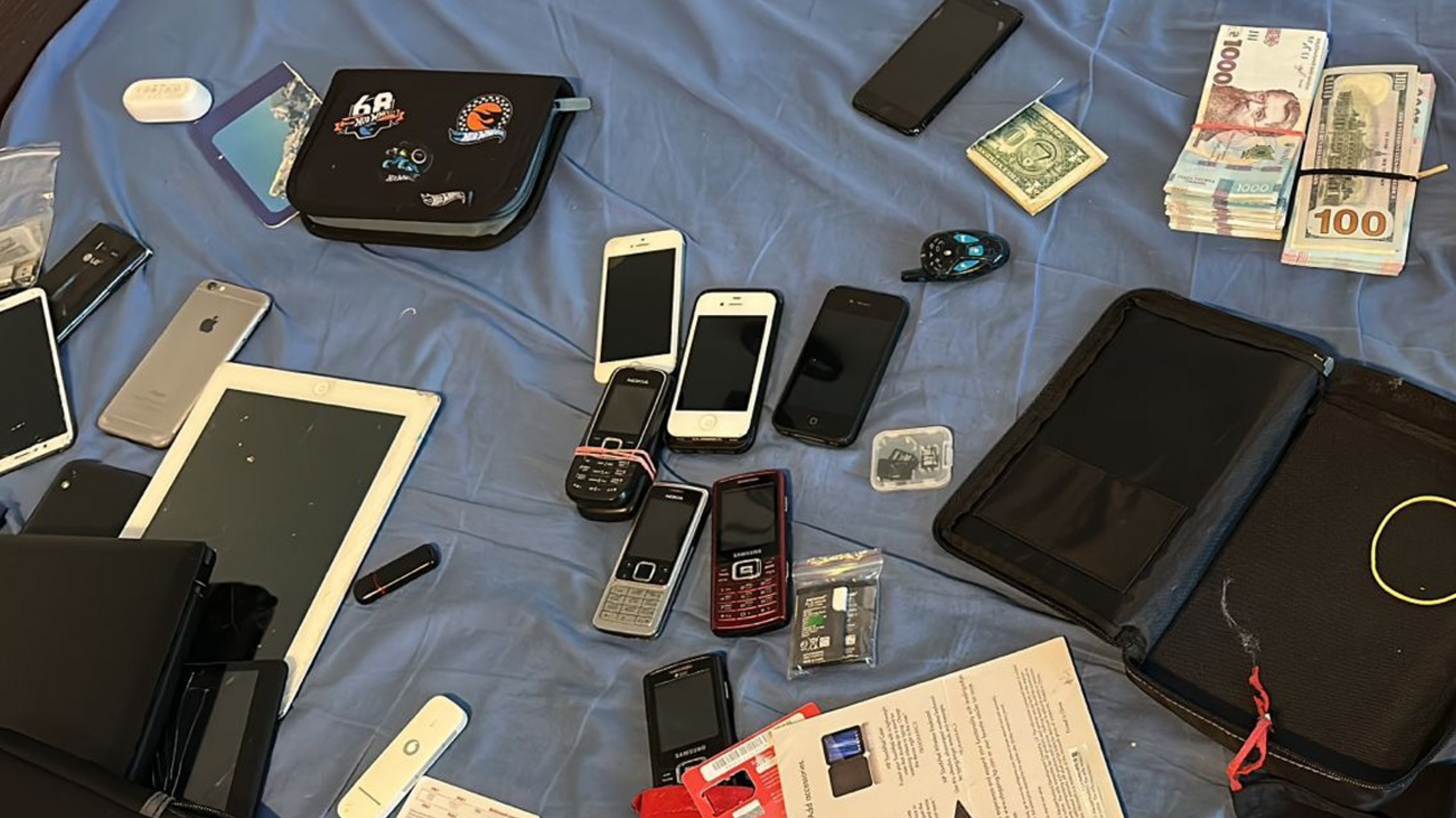 Фальшивомонетники