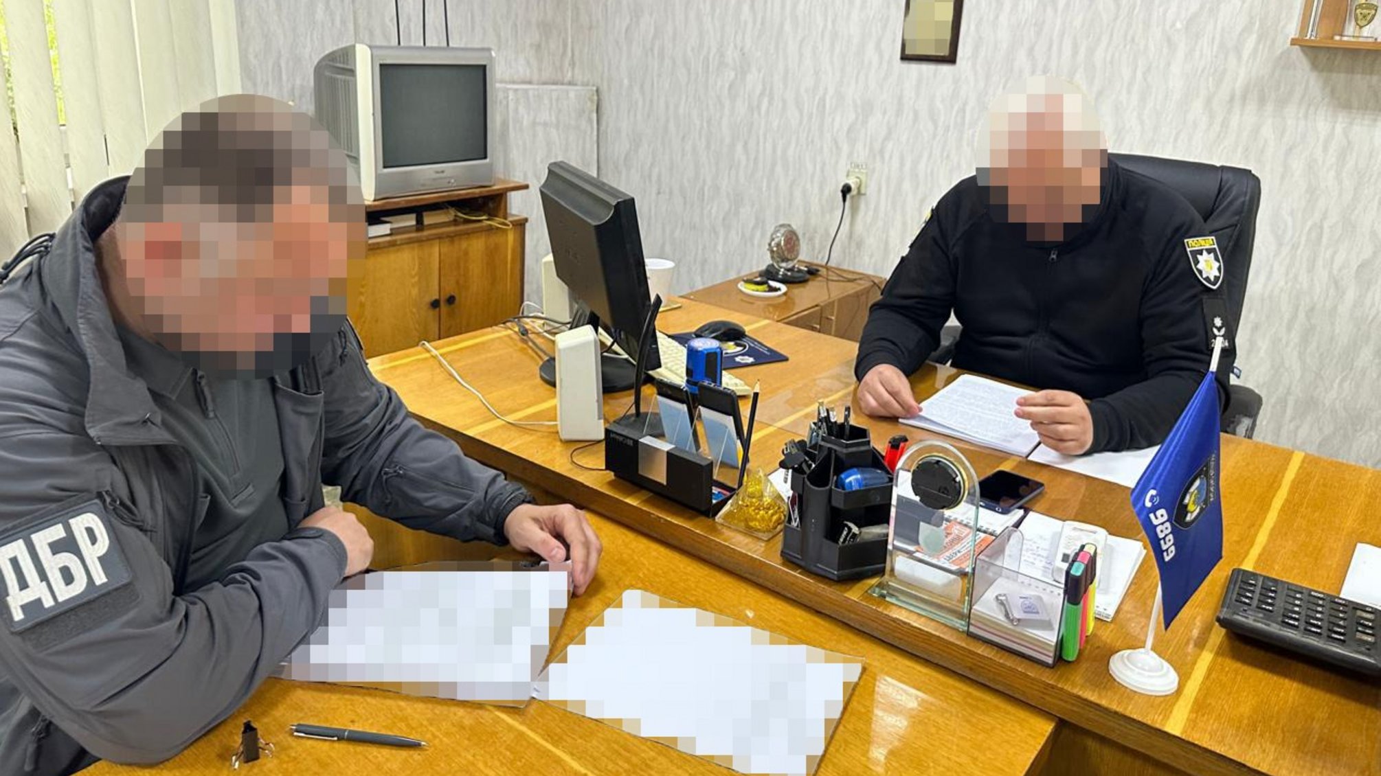 В Донецкой области четверо правоохранителей подозреваются в незаконном начислении боевых доплат