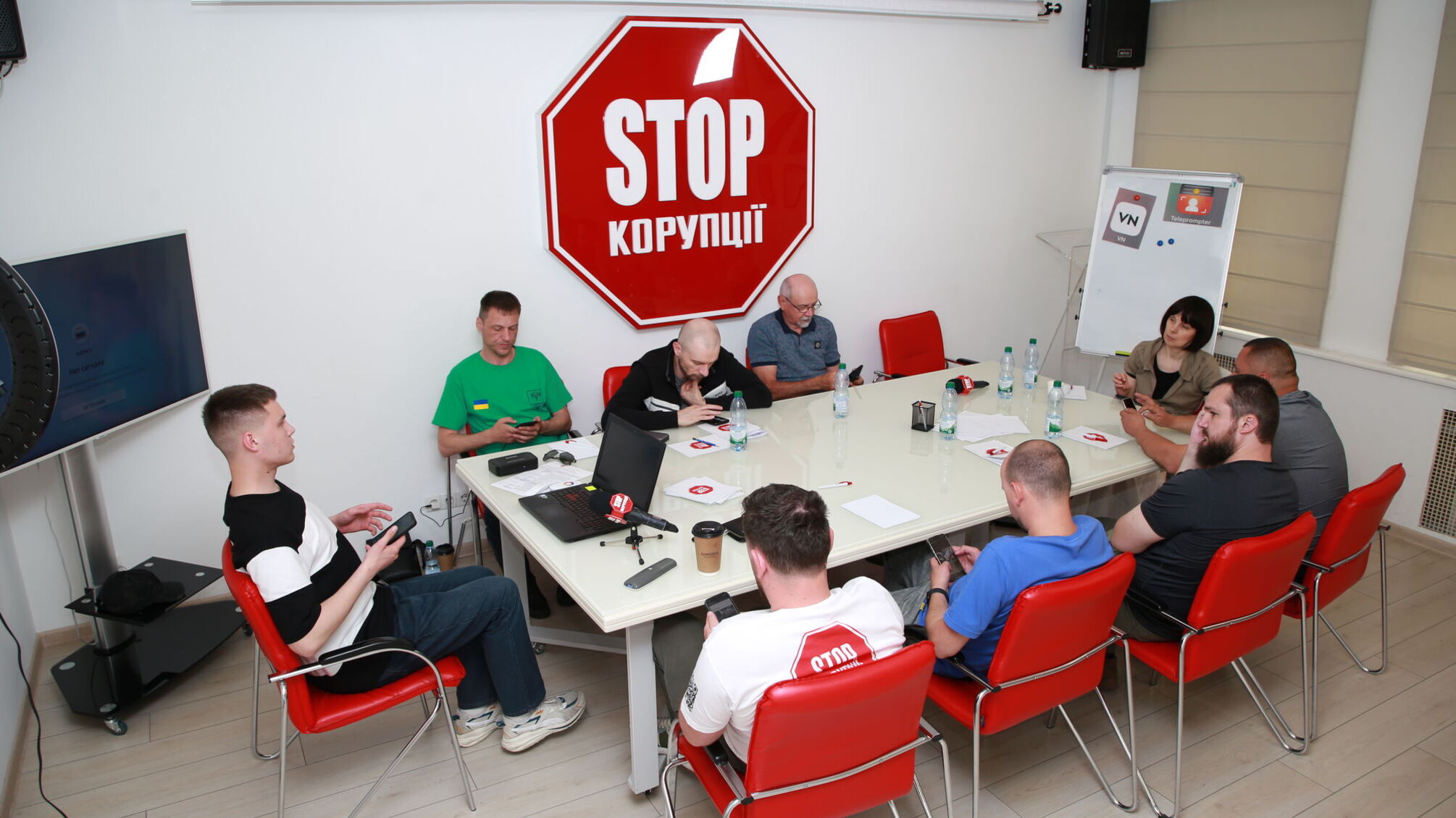 'Скорость и мобильность - ключевые факторы': в Киеве ячейки 'Стоп коррупции' проходят тренинг по созданию быстрых видео-сюжетов