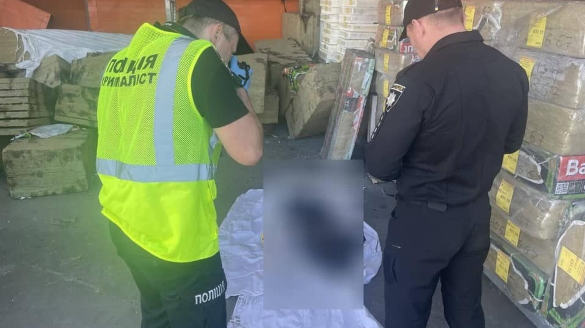 Ночью в разрушенном гипермаркете в Харькове обнаружили еще одно тело