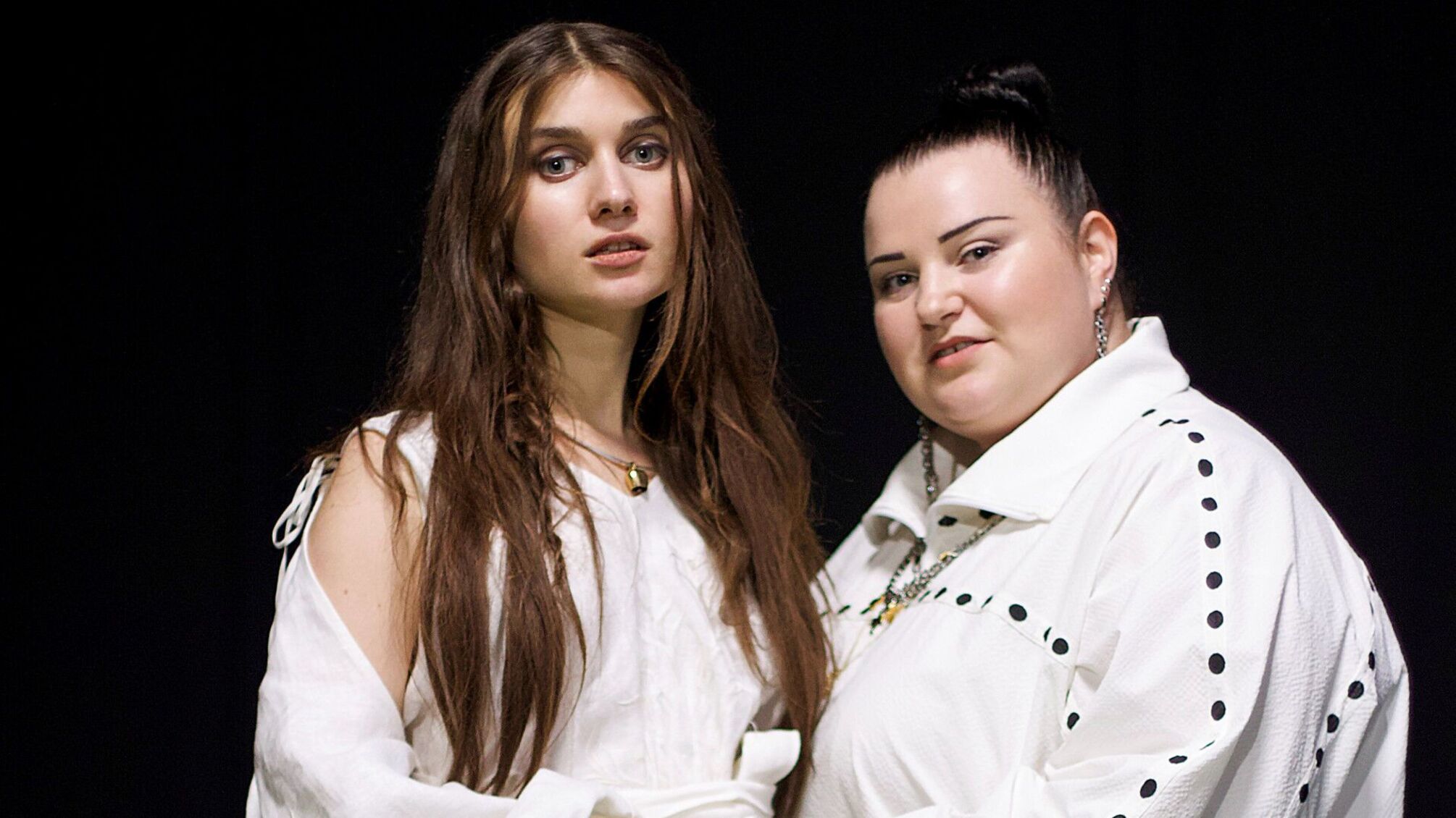 Alyona Alyona и Jerry Heil спели у подножия Родины-мать