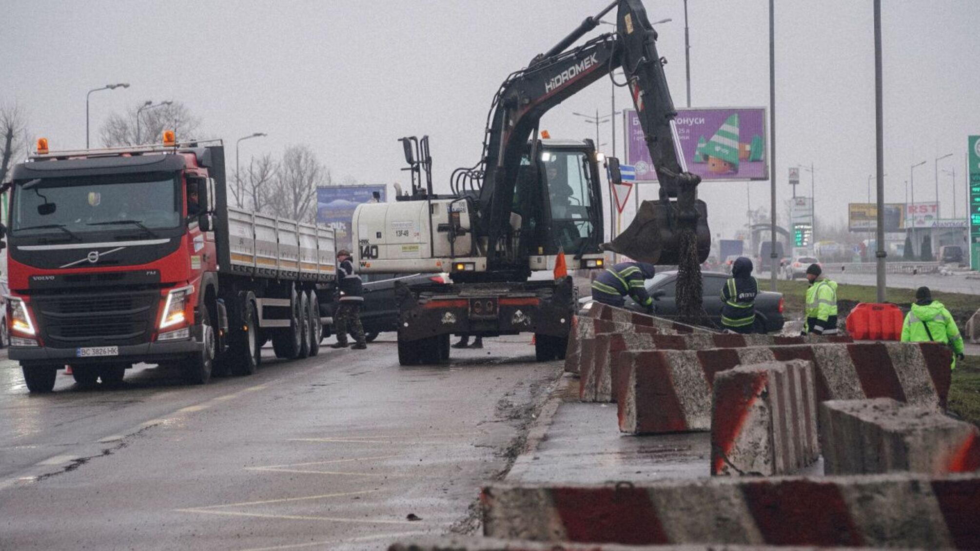 Київавтодор і підрядника підозрюють у розкраданні 300 тисяч грн