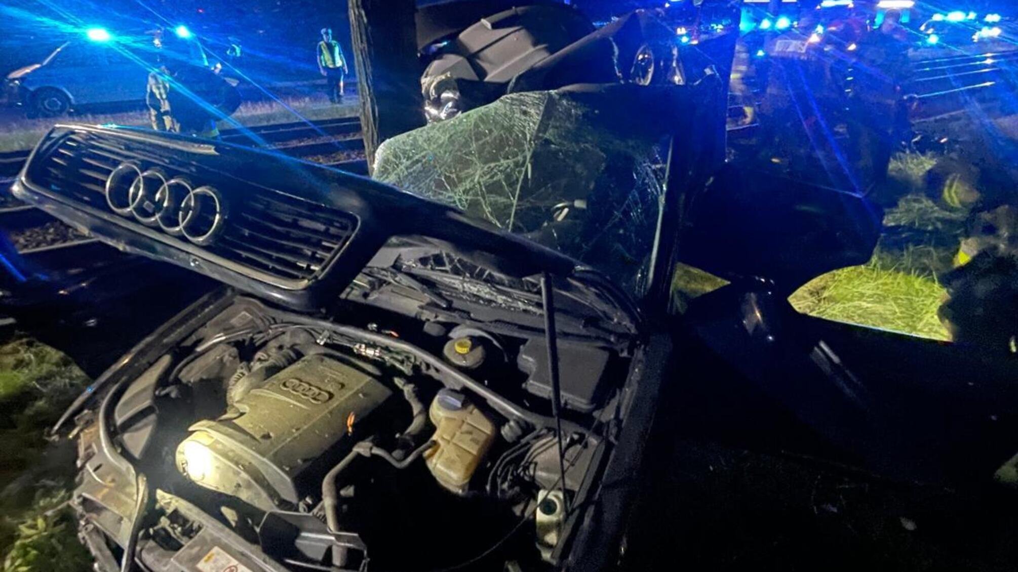 Разбитое авто после ДТП