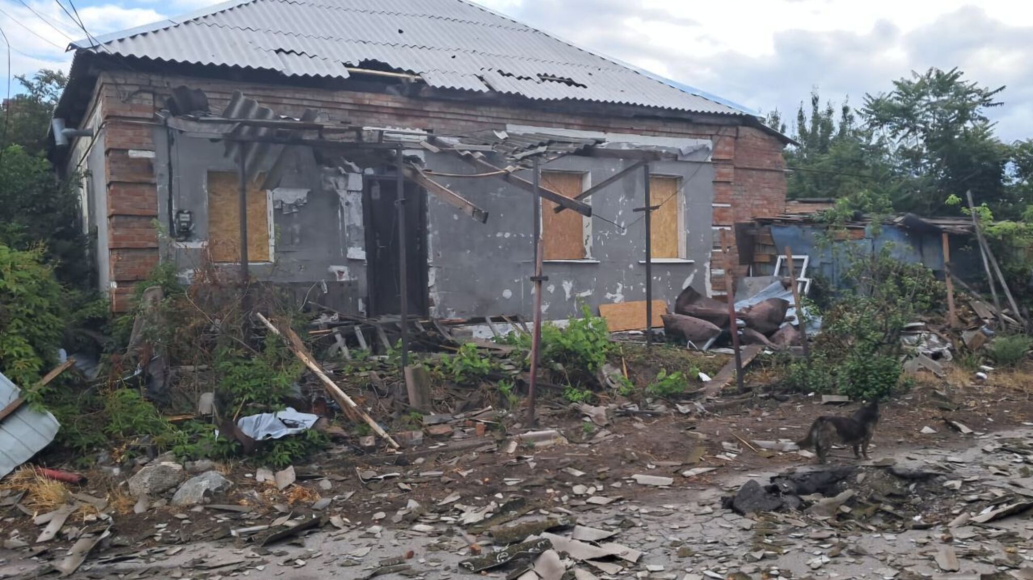 Обстрел на Никопольщине: повреждены здания и инфраструктура