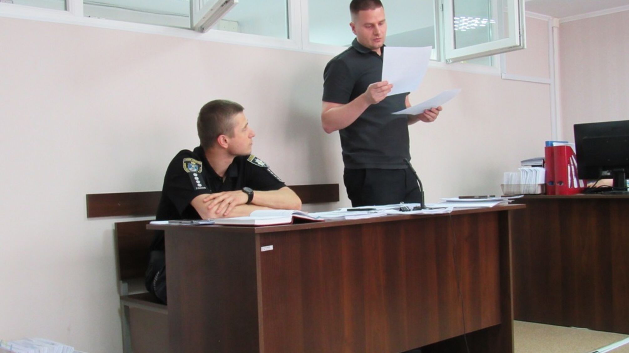 Мошенники продали 26 автомобилей, завезенных бесплатно для ВСУ