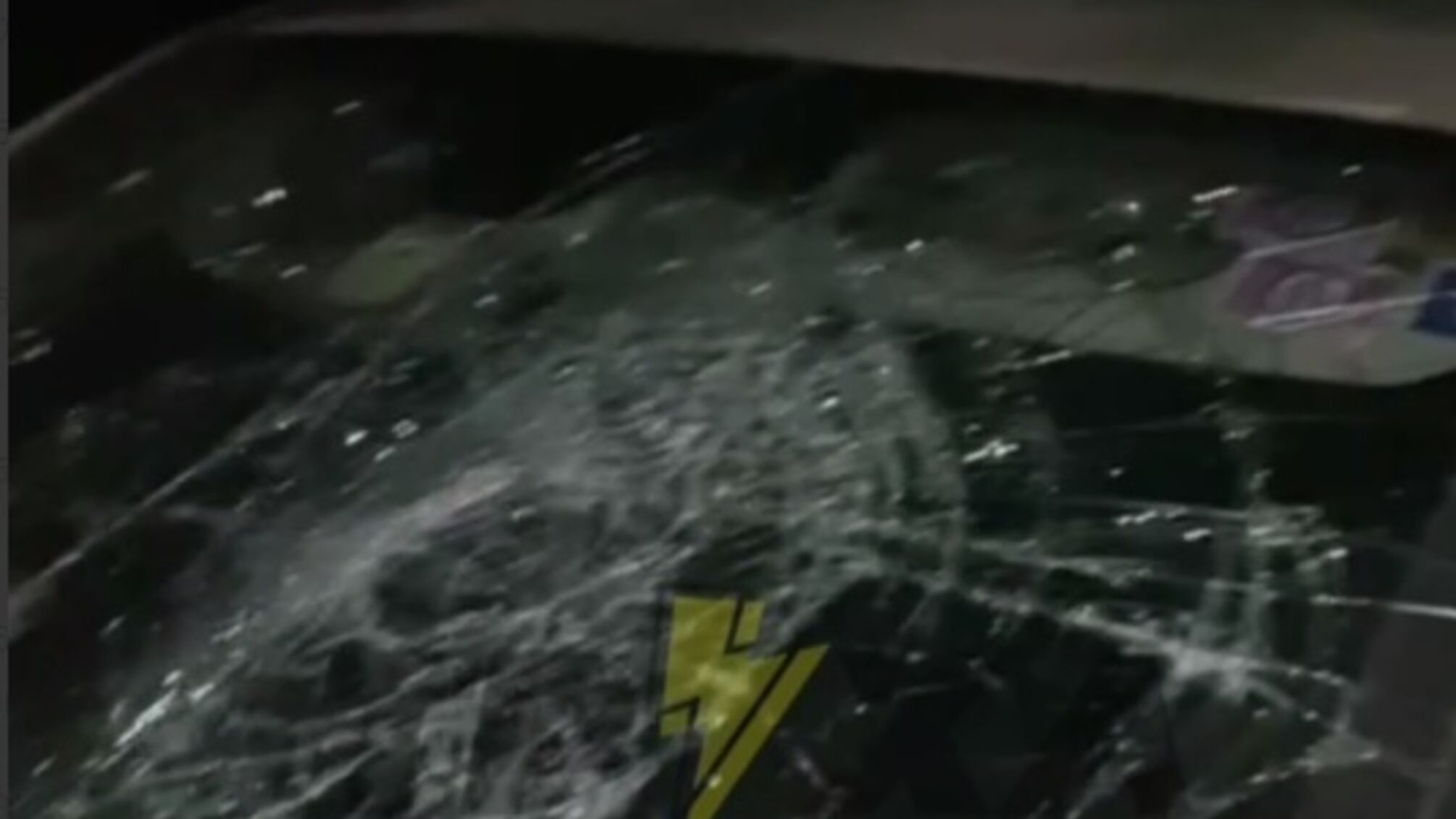 Полиция расследует повреждение автомобилей в Оболонском районе