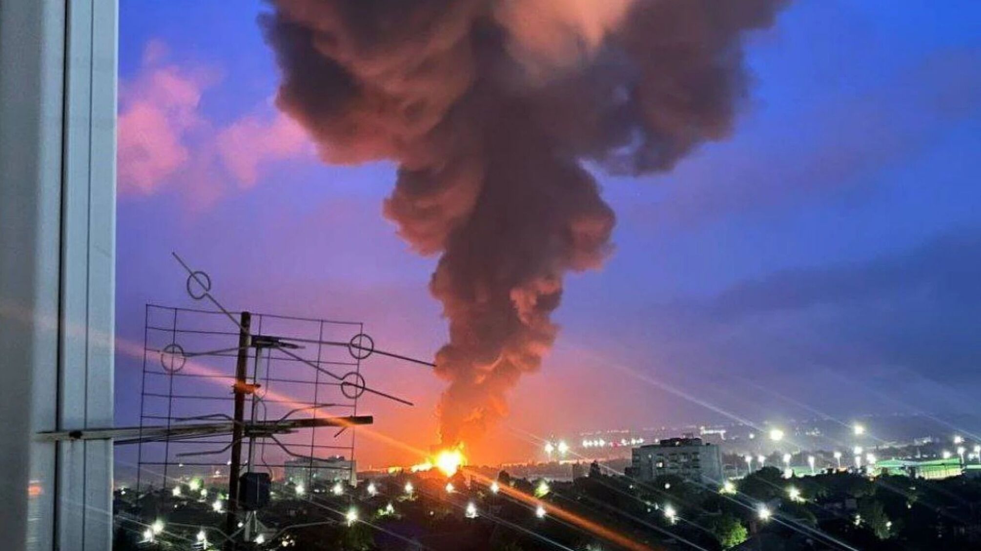 Защитники ударили по местам хранения 'шахедов' в Краснодарском крае, – Генштаб