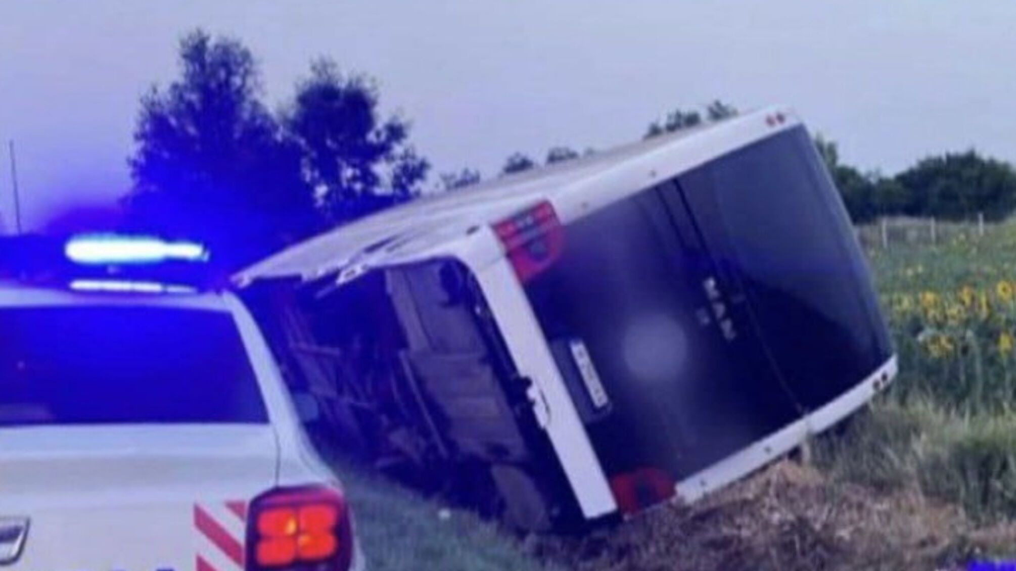 У Румунії автобус з українцями втрапив у ДТП: серед постраждалих діти