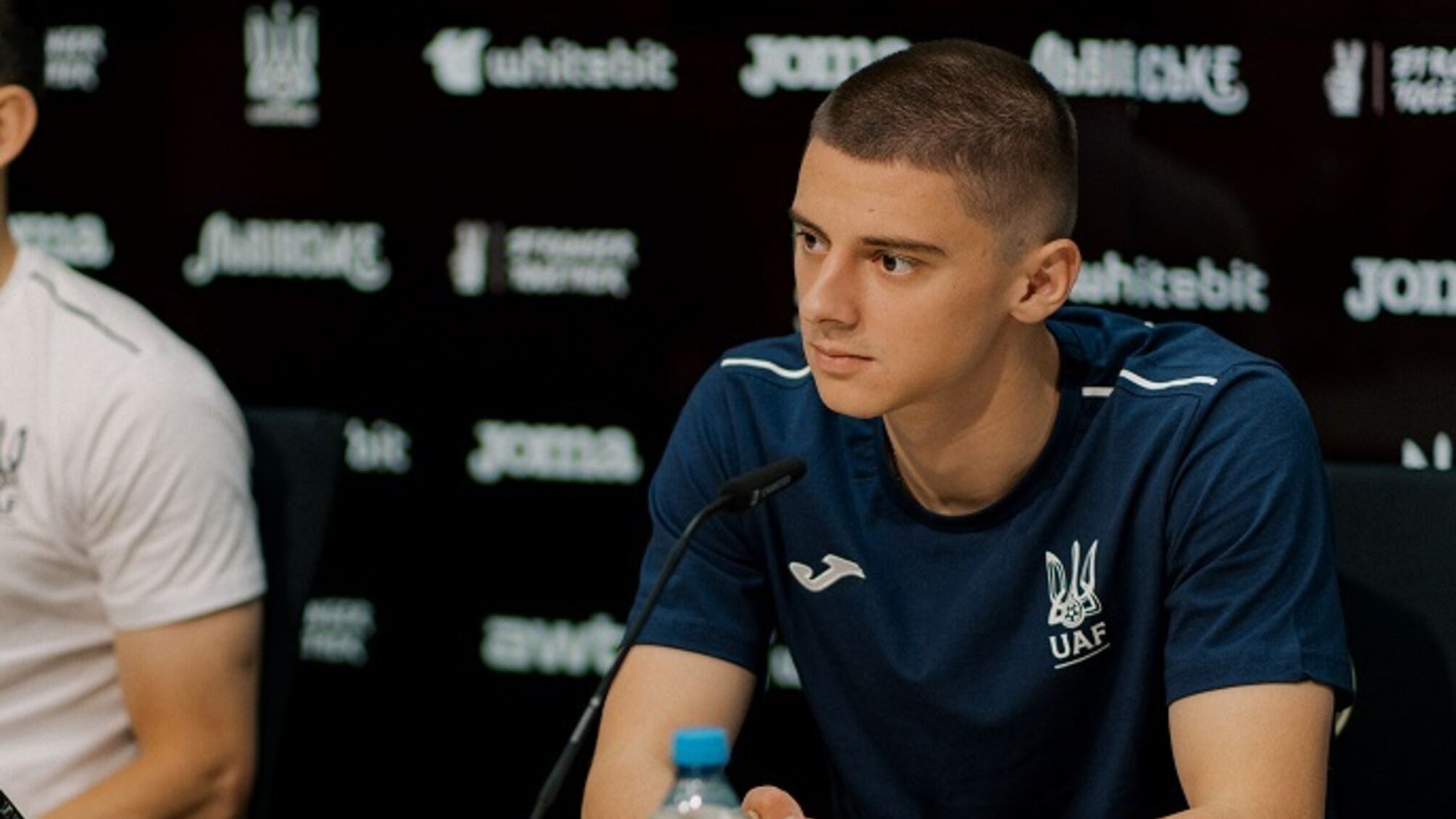 Миколенко розповів, що після пошкодження вже повноцінно тренується із командою