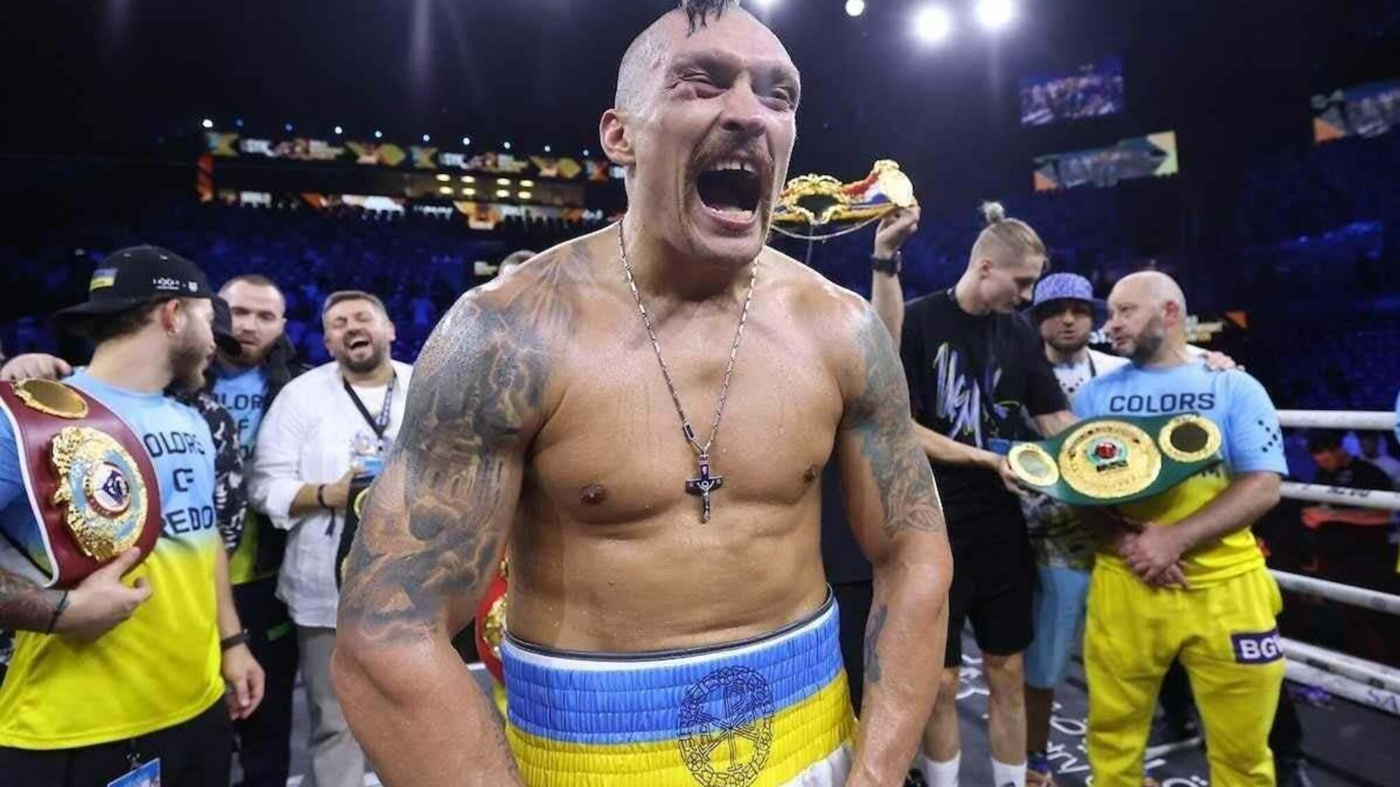 Усик відмовився від титулу IBF на користь бою Джошуа та Дюбуа