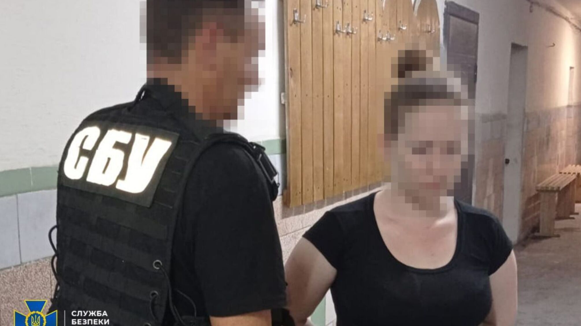 СБУ задержала поджигательницу авто, готовившую диверсии против ТЦК