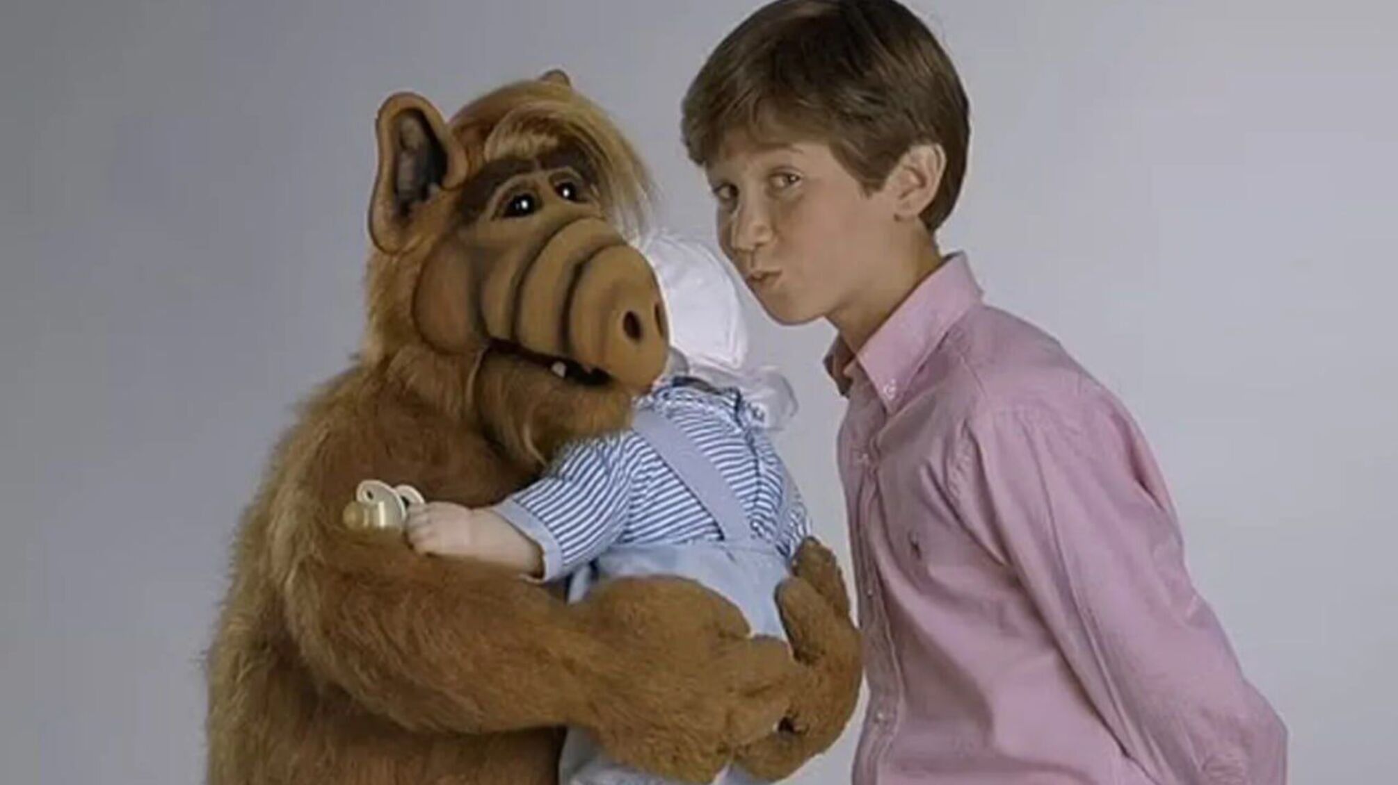  Актор Бенджі Грегорі, що грав Браяна в серіалі 'Альф'' раптово помер