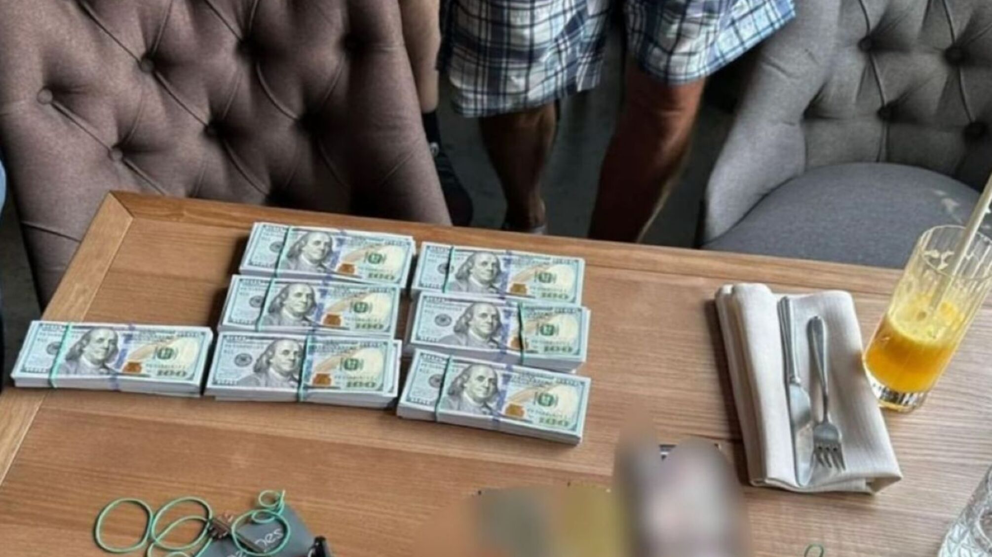 В Киевской области мошенник за 70 тысяч долларов обещал мужу должность директора госпредприятия