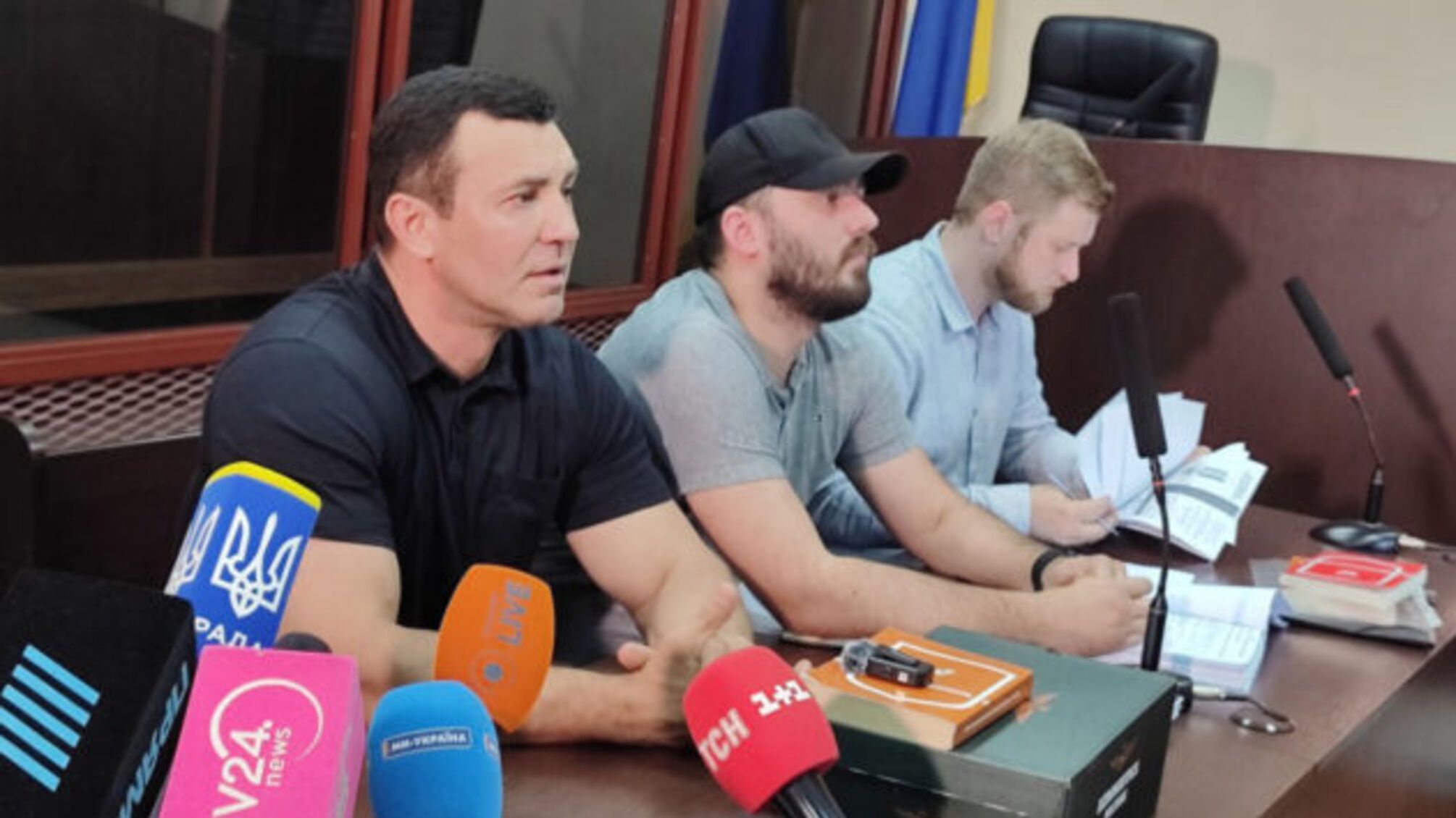 Тищенко, по версии адвоката, разбил телефоны с возможной государственной тайной во время обыска