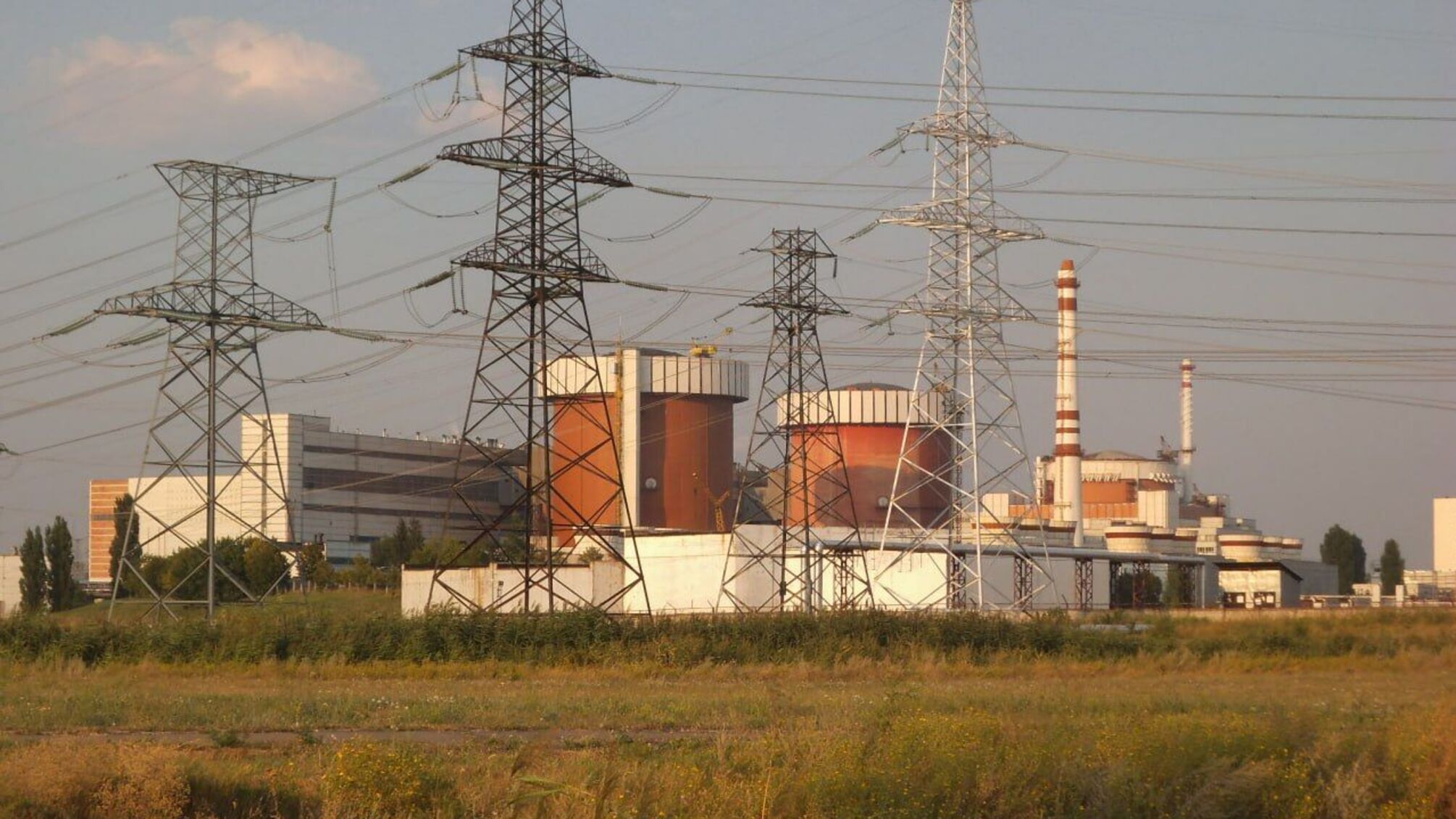 Краткое замыкание на Южноукраинской АЭС: энергоблок был отключен на 17 часов