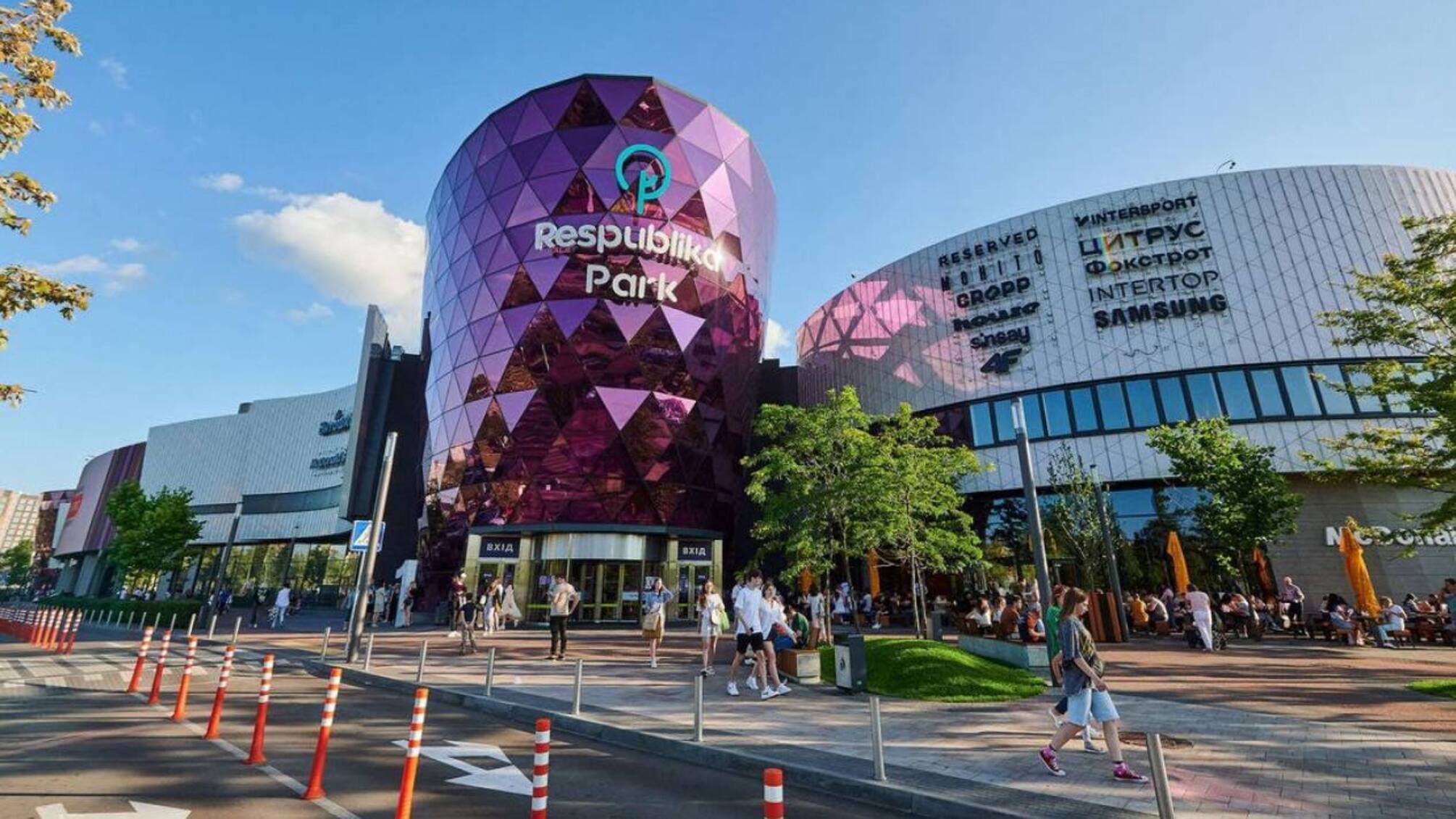 Підключення ТРЦ Respublika Park до європейських мереж