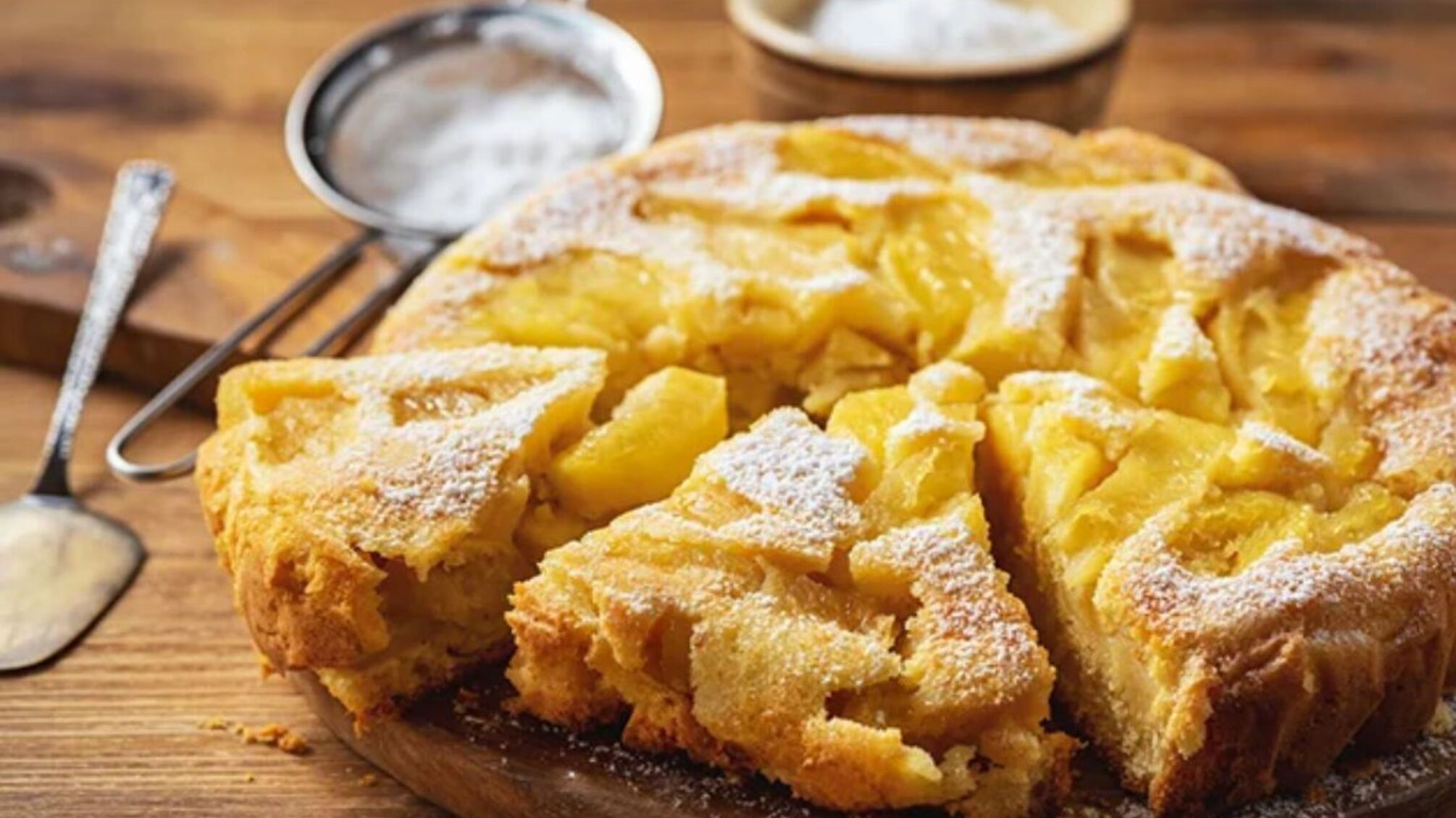 Секреты приготовления ароматной яблочной шарлотки