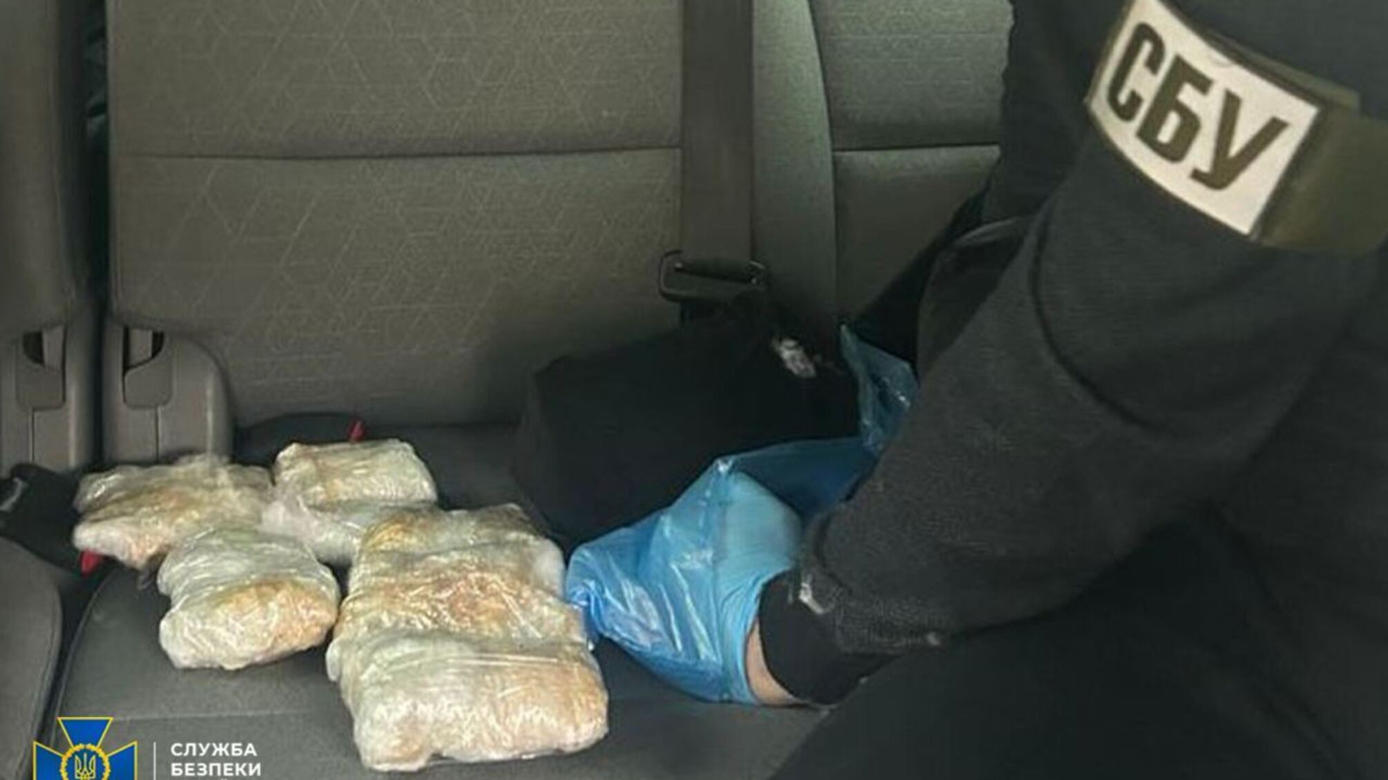 Організували схему збуту психотропів та наркозілля у Миколаєві: судитимуть організовану групу 'закладників'