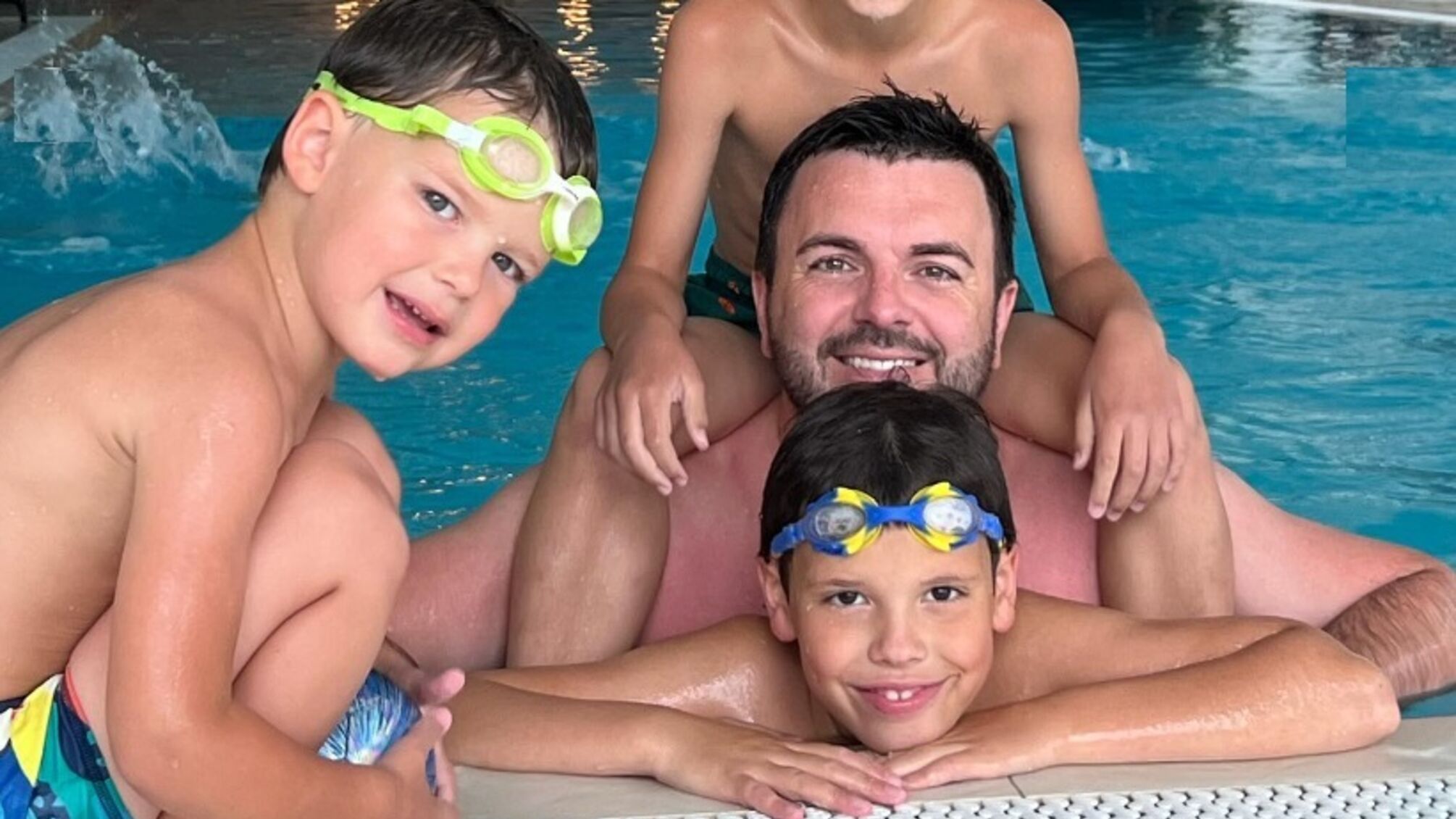 Родина Решетніків насолоджується гірським відпочинком