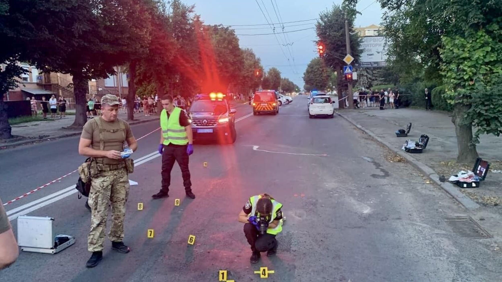 Вибух гранати в Луцьку: п'ятеро постраждалих, підозрюваного затримано (фото, відео)