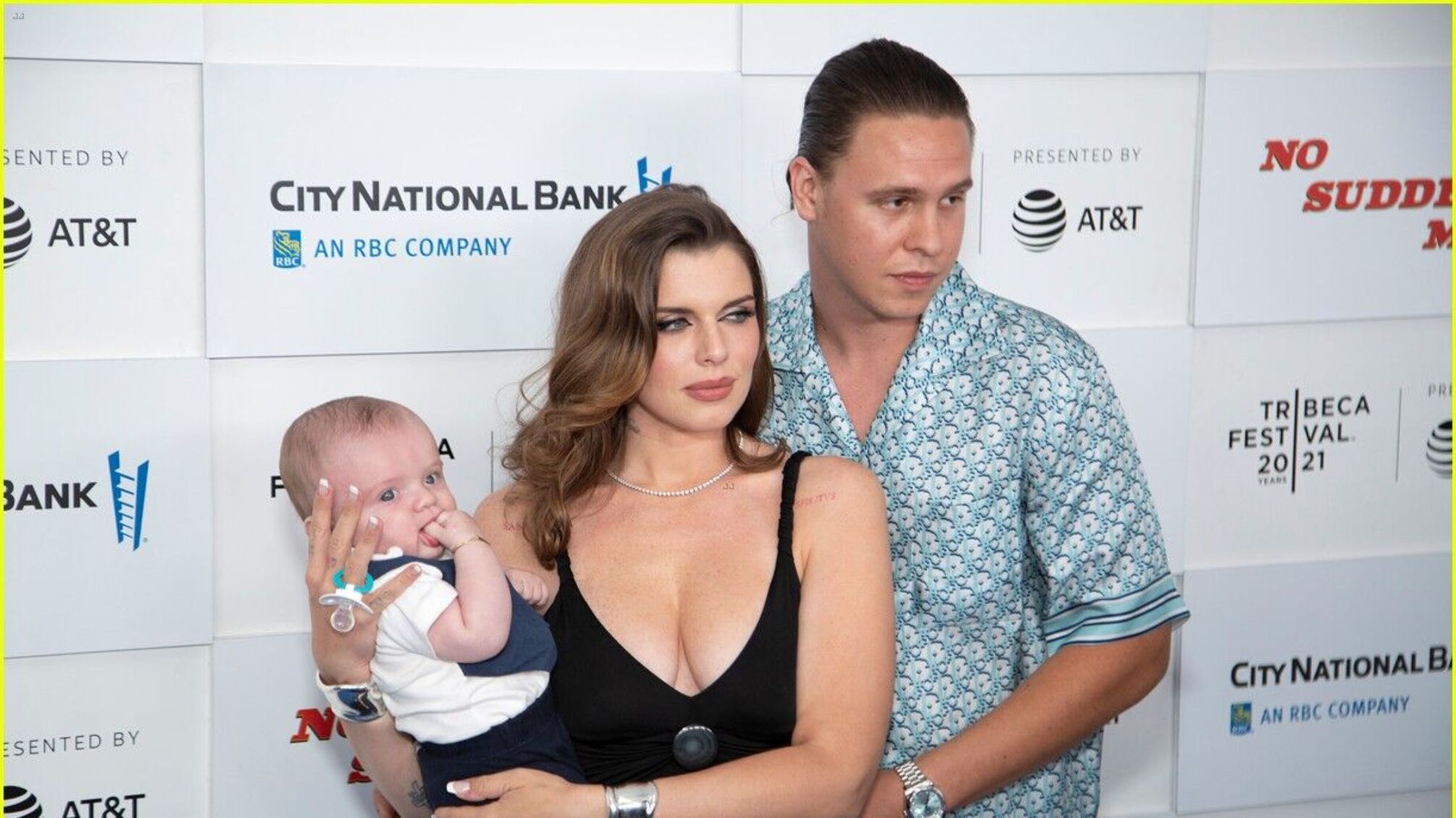 Актриса Джулия Фокс сделала камингаут