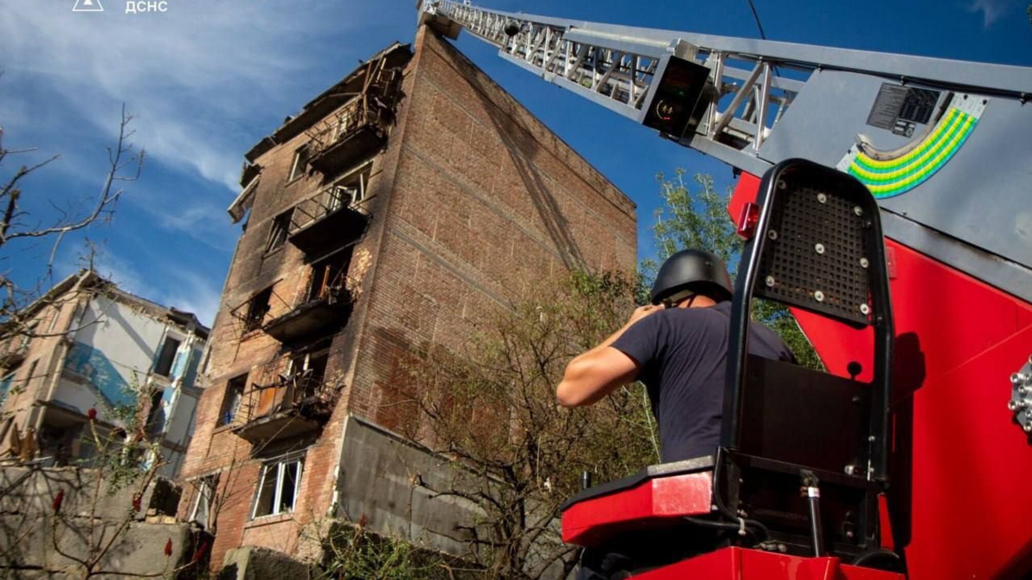 Знайдено тіло хлопчика під завалами