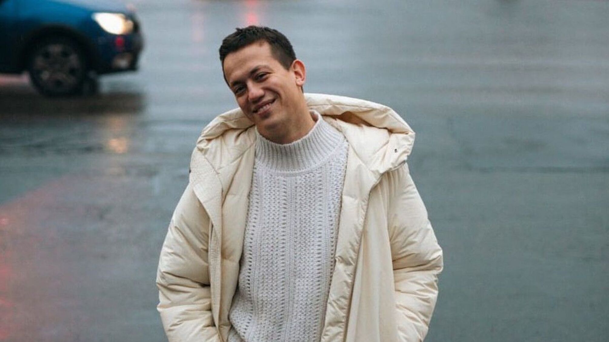 Замість подарунків: журналіст Олексій Дурнєв закликав підтримати захисників України