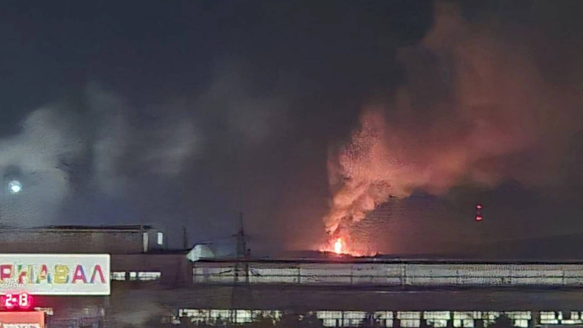 В Екатеринбурге вспыхнул коллективный сад: местные жители слышали взрыв