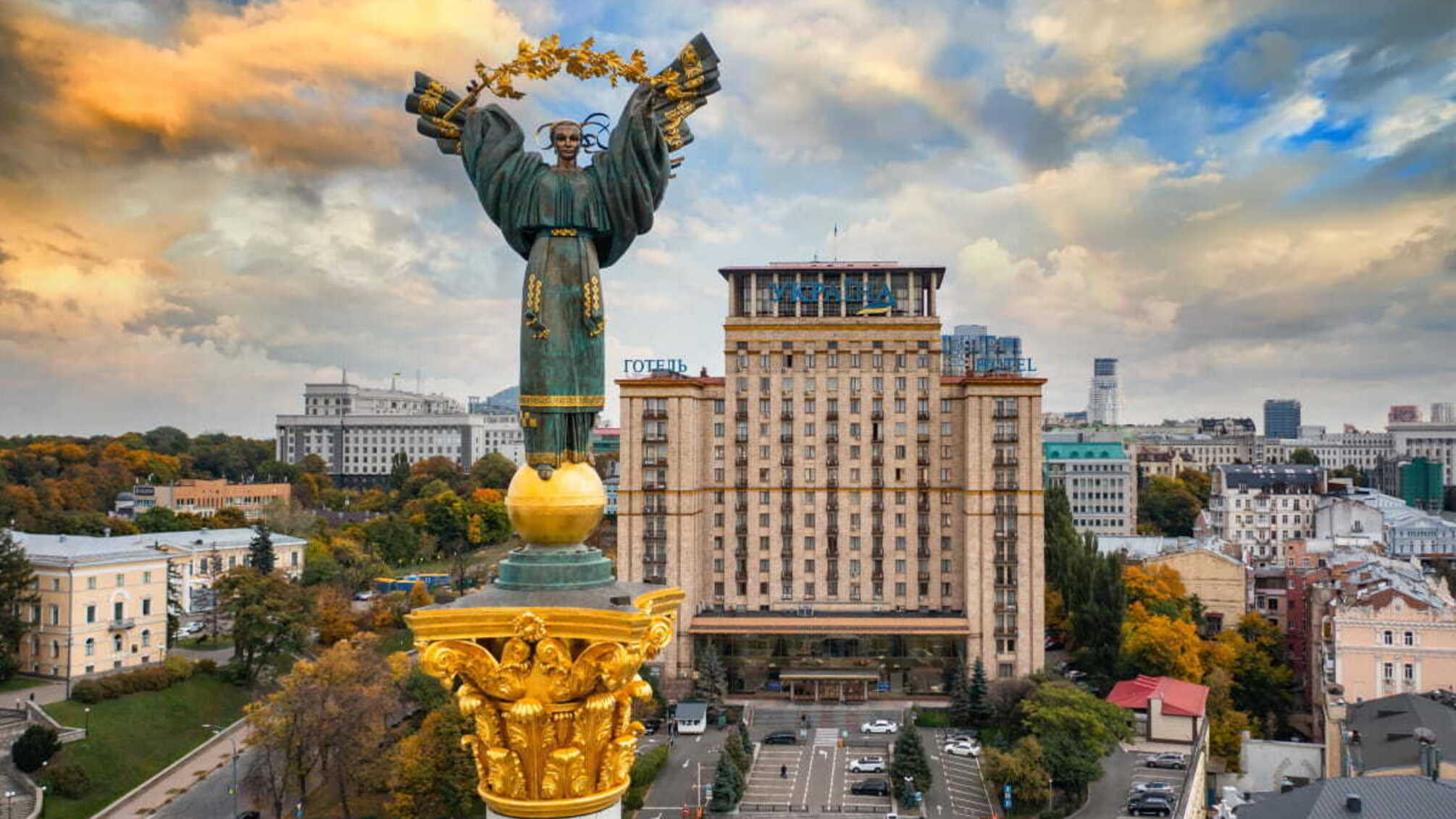 Шеф-повар Клопотенко забраковал гимн Киева