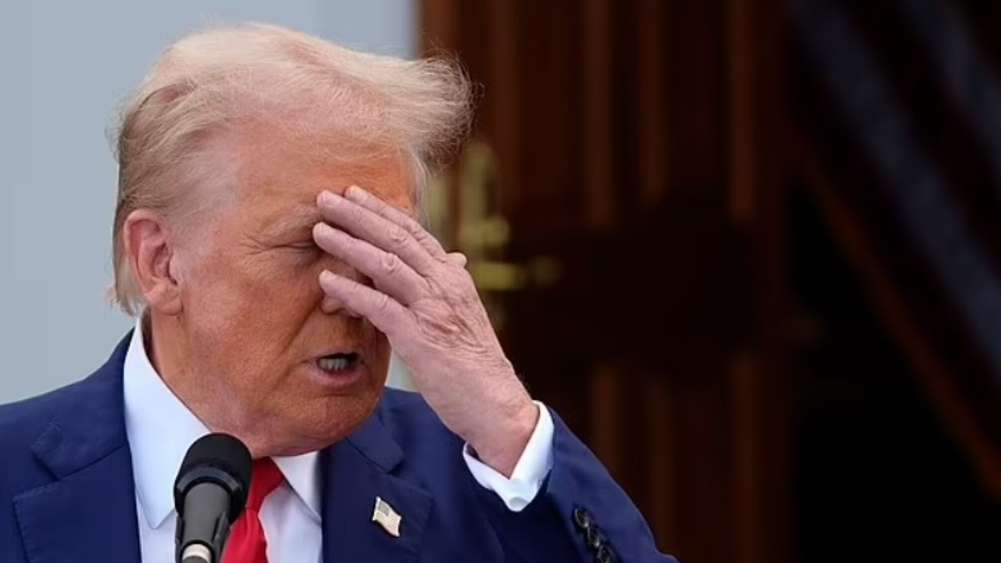 Камала Харріс проти Дональда Трампа: як минулий президент відступає перед новими викликами