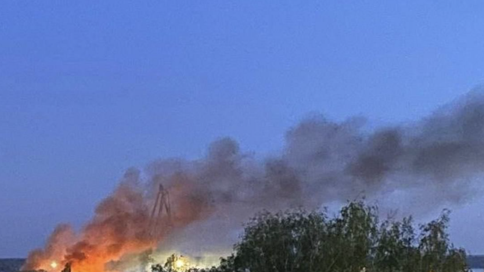 Авіація ЗСУ руйнує логістику росії: знищено черговий міст на Курському напрямку