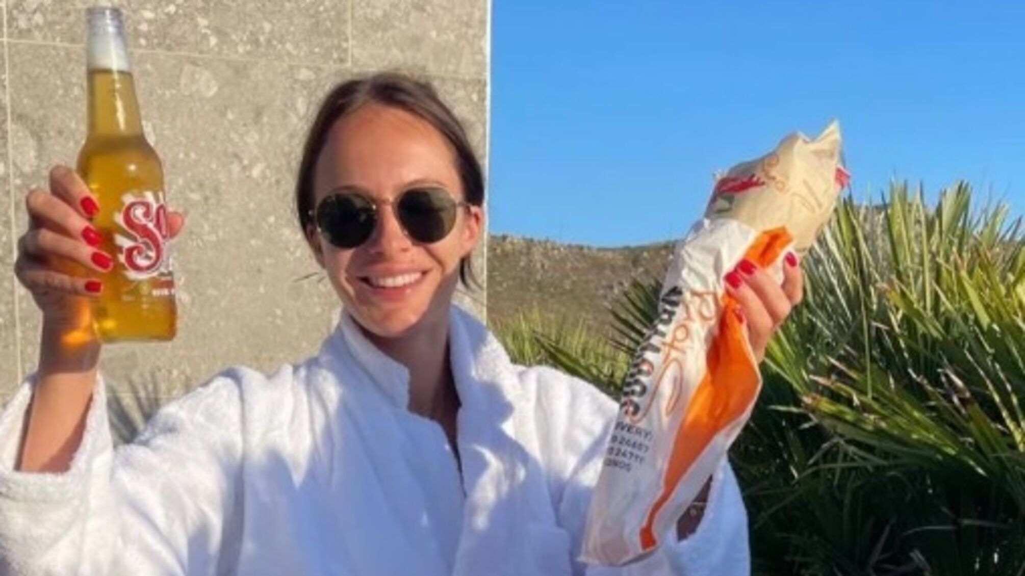 Кристина Горняк празднует на Миконосе: «Я искренняя и открытая, а вы?»