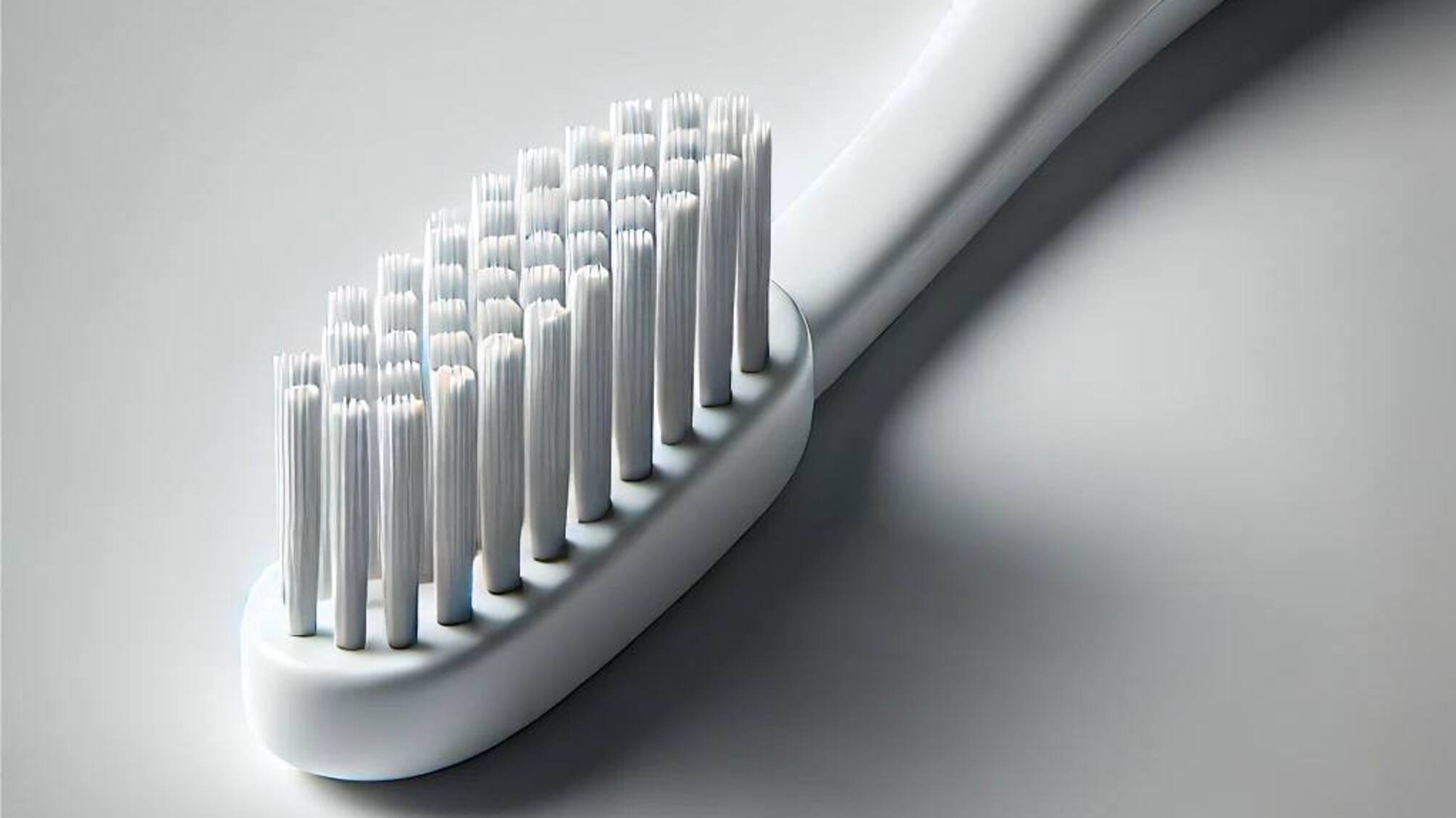 Неочікувані способи використання старої зубної щітки, про які ви не здогадувалися