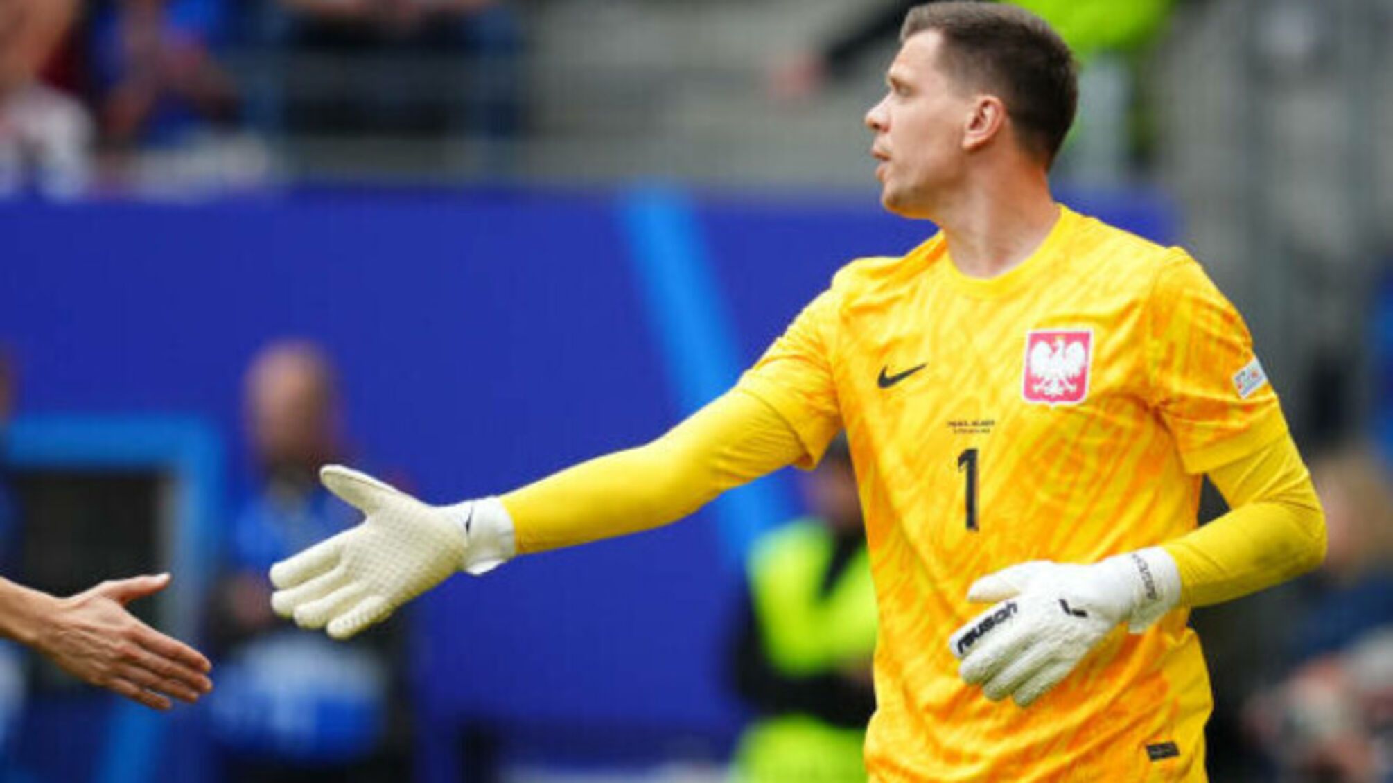 Конец пути: Войцех Щенсны завершил профессиональную карьеру и уходит по футболу