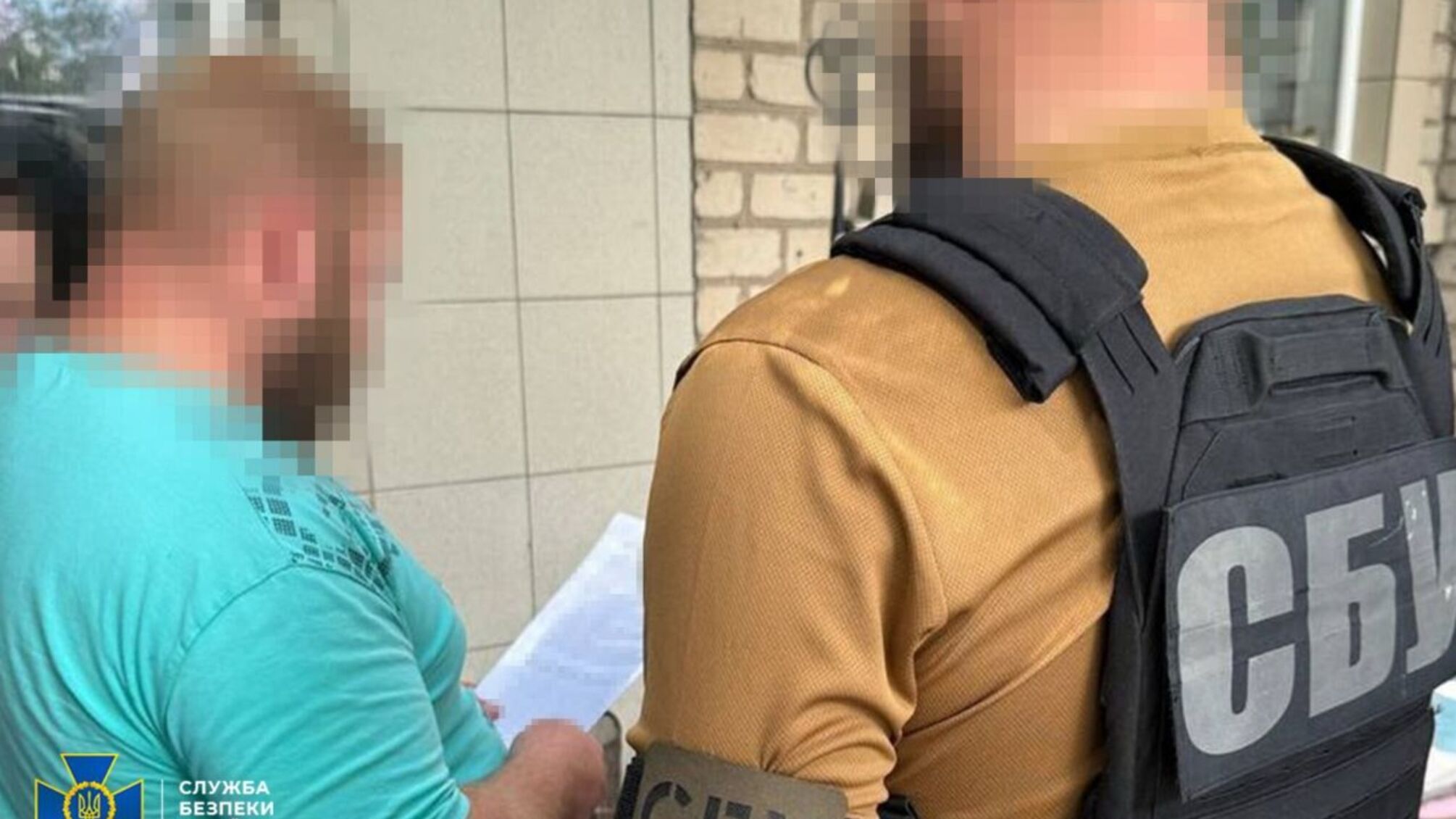 Шпионил для ФСБ на самом горячем направлении фронта: СБУ задержала сотрудника Укрзализныци