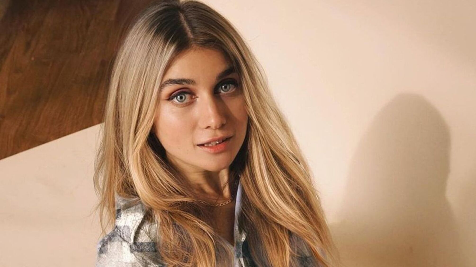 Джері Хейл продемонструвала теплі стосунки з командою у новому відео з підготовки до туру