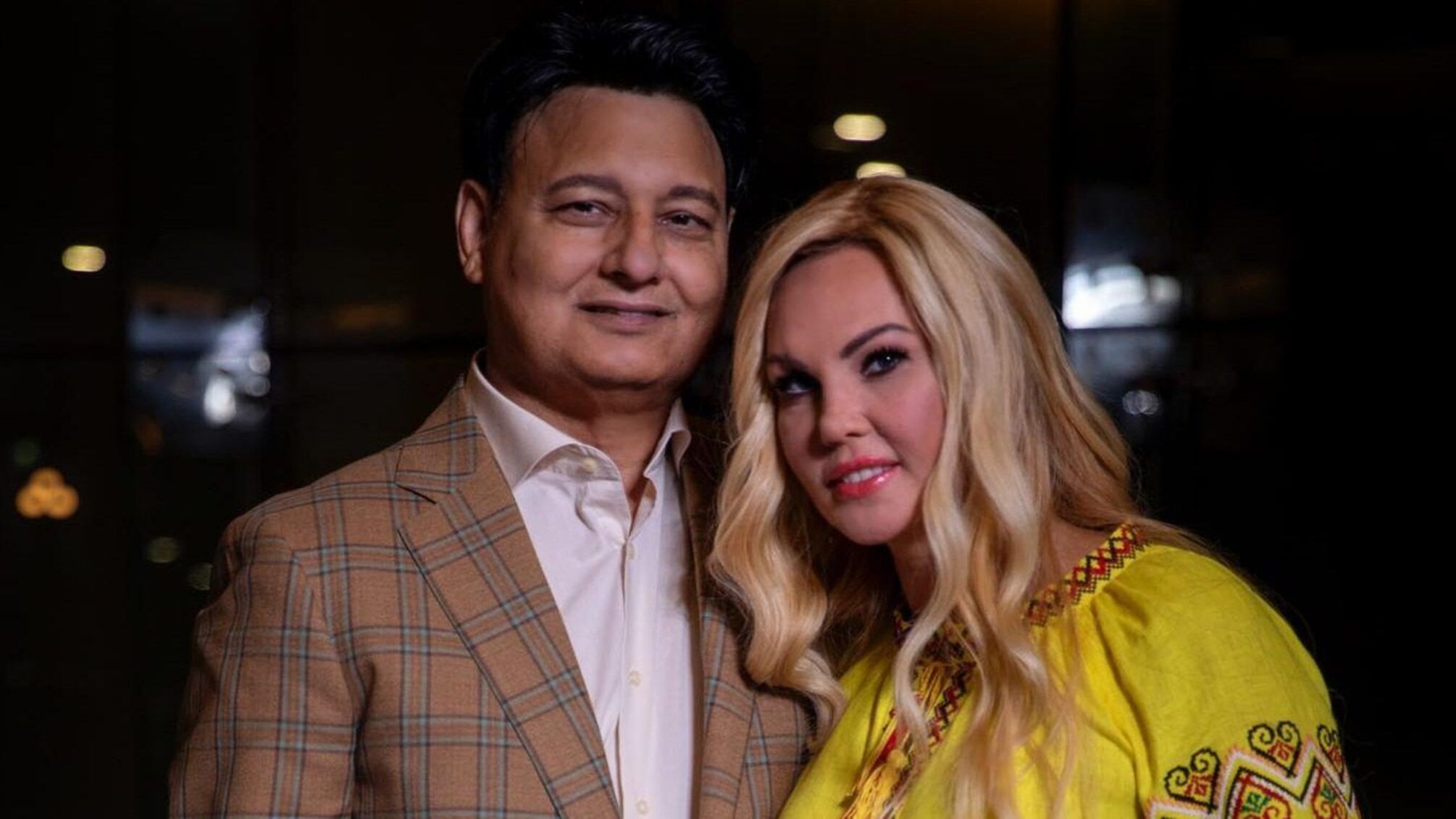 Камалія виклала фото свого чоловіка у студентські роки