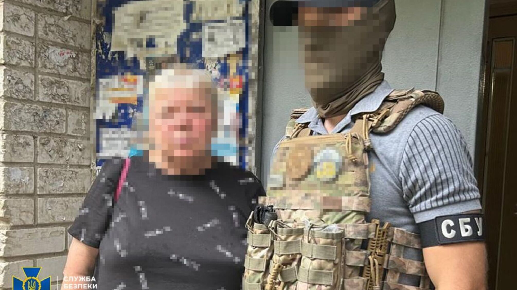 Работали на оккупантов: СБУ задержала экс-чиновника Купянского горсовета и агитаторку из Херсона