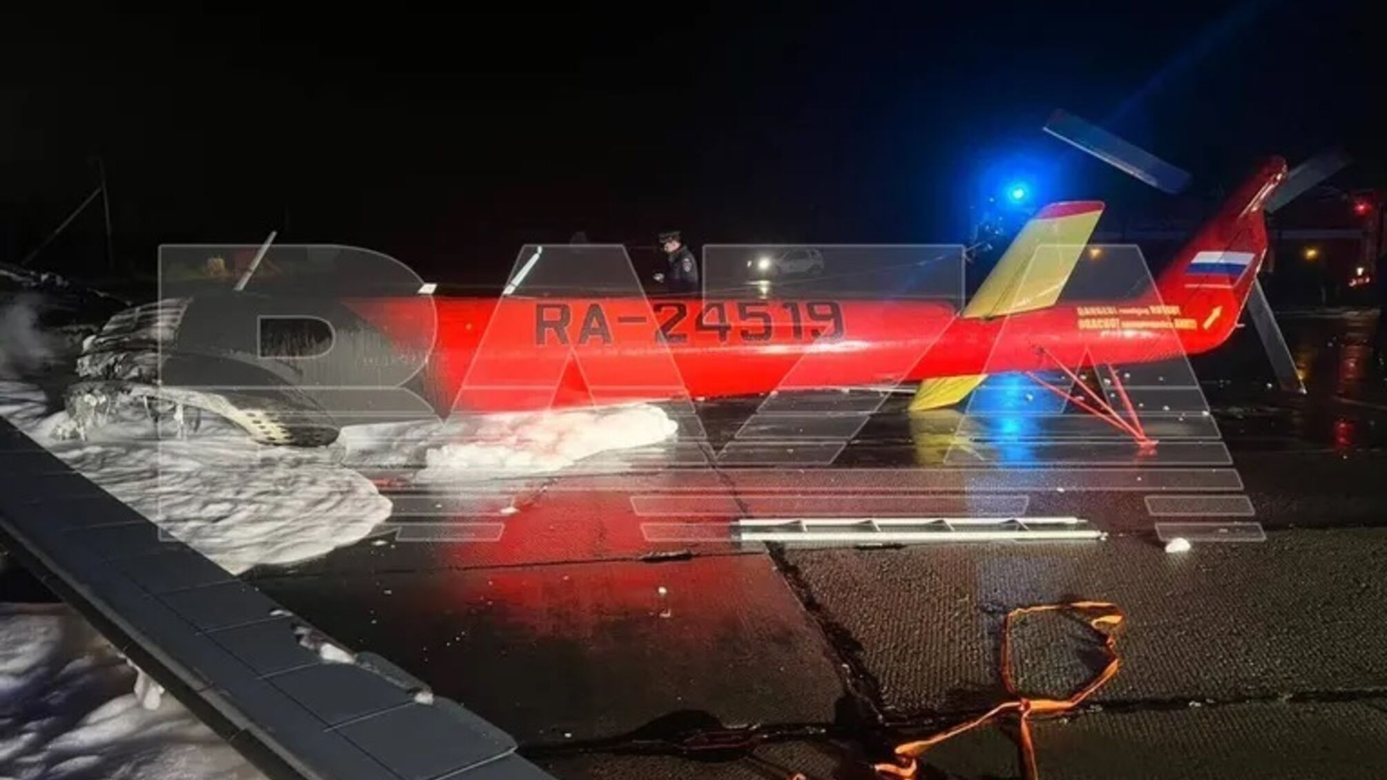 Двое российских школьников уничтожили вертолет ради 5 миллионов рублей