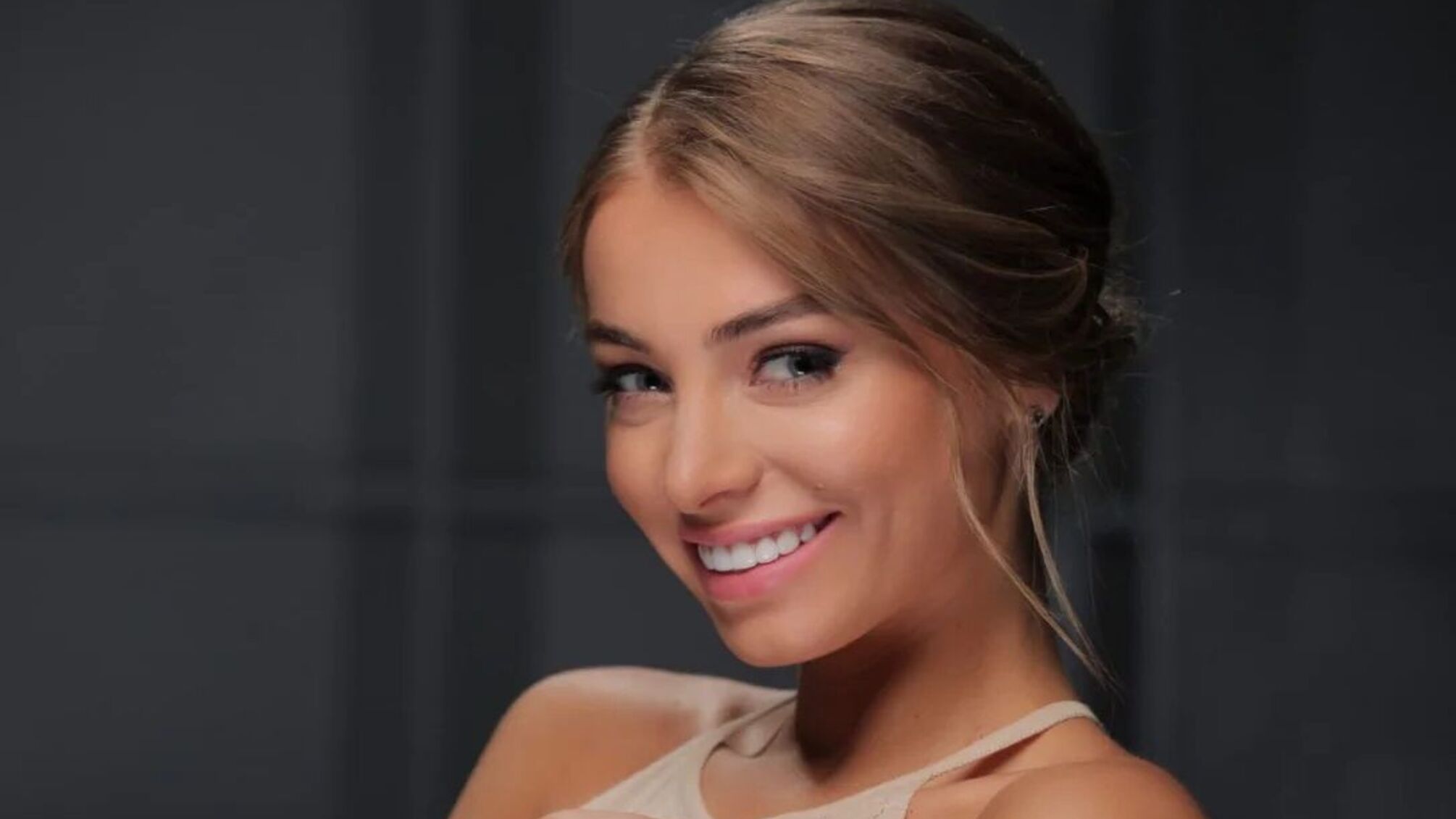 Одна из участниц 'Холостяка' обвиняется в причастности к криптовалютной афере