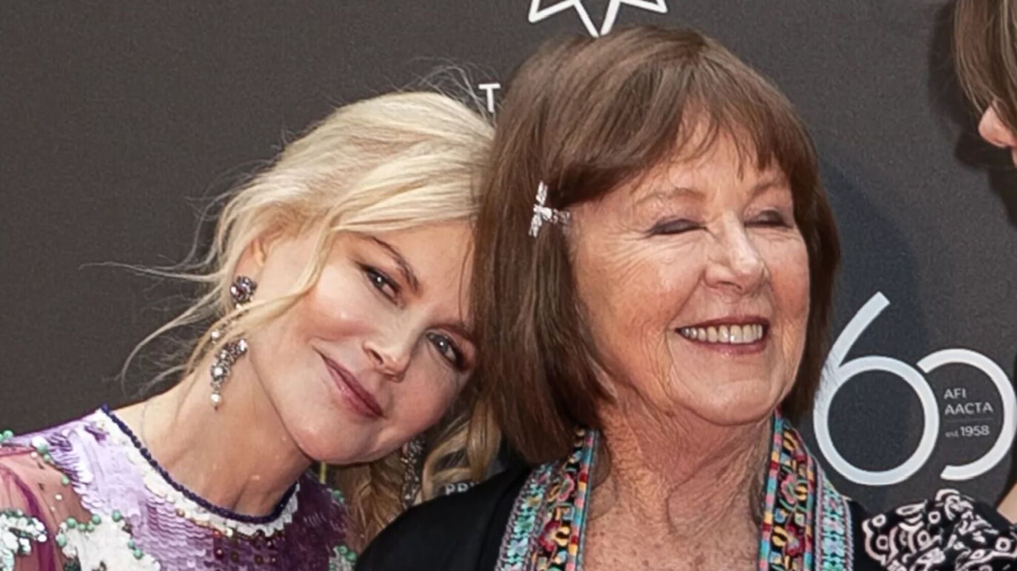 Николь Кидман обратилась к поклонникам после смерти матери