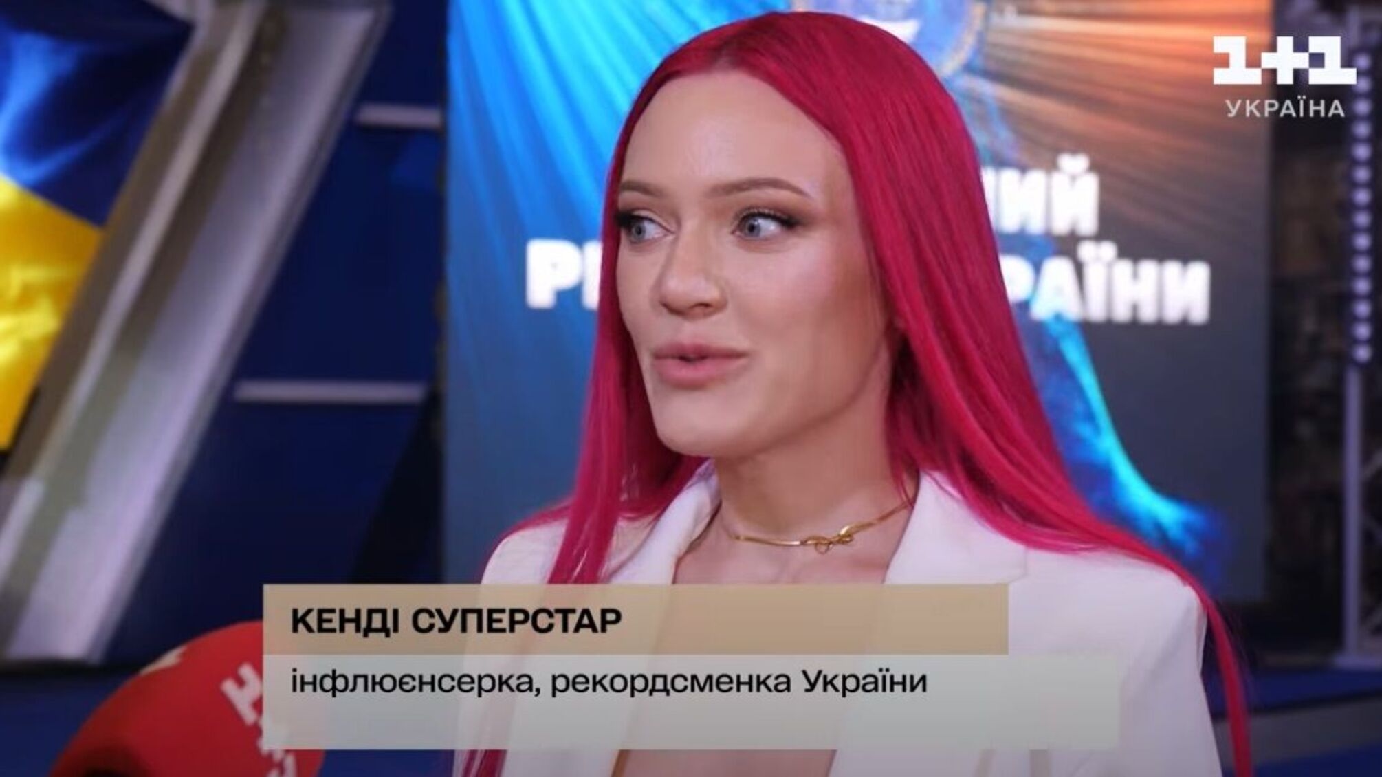 Военный оркестр для блоггера на национальном телеканале