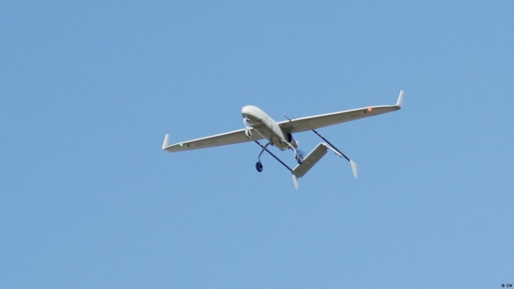 На передовой оккупанты начали использовать технологию применения FPV-дронов, украденную в ВСУ: насколько это опасно