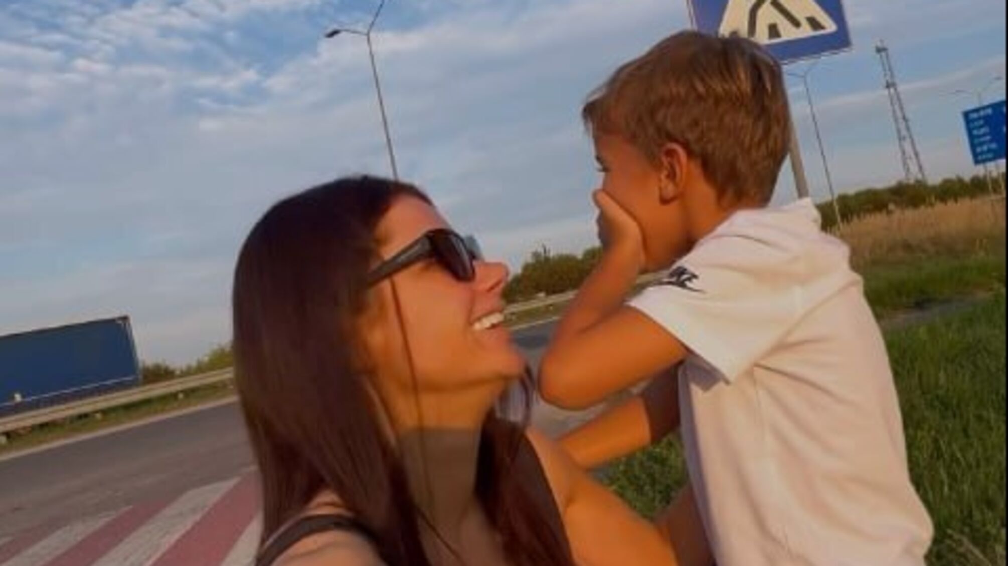 Син Ханумака, до якого він виїхав за кордон, повернувся в Україну.